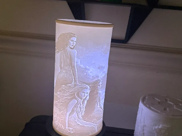 Memaid lamp