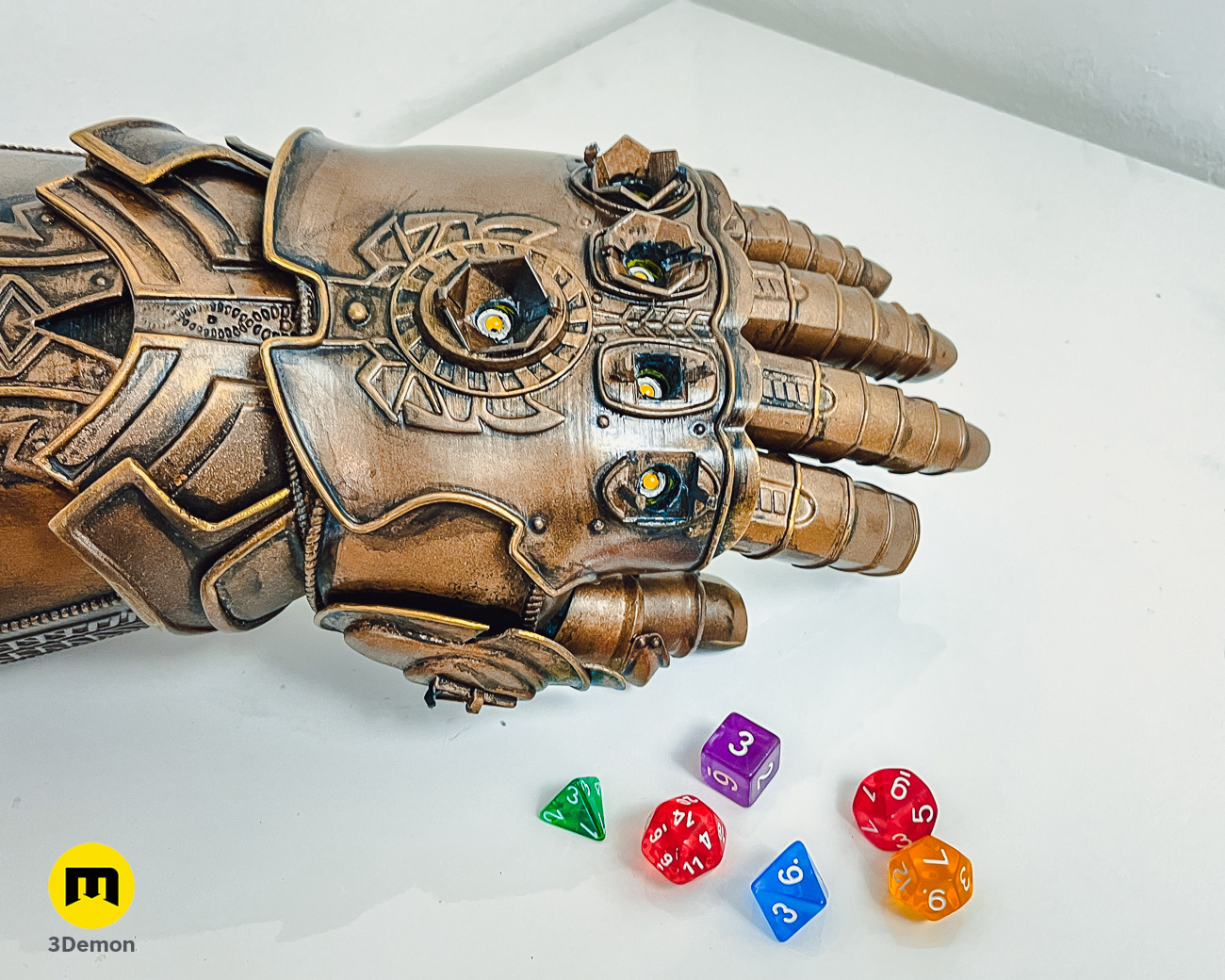 The Infinity Gauntlet – Wearable DnD Dice Holder — miniatura 27