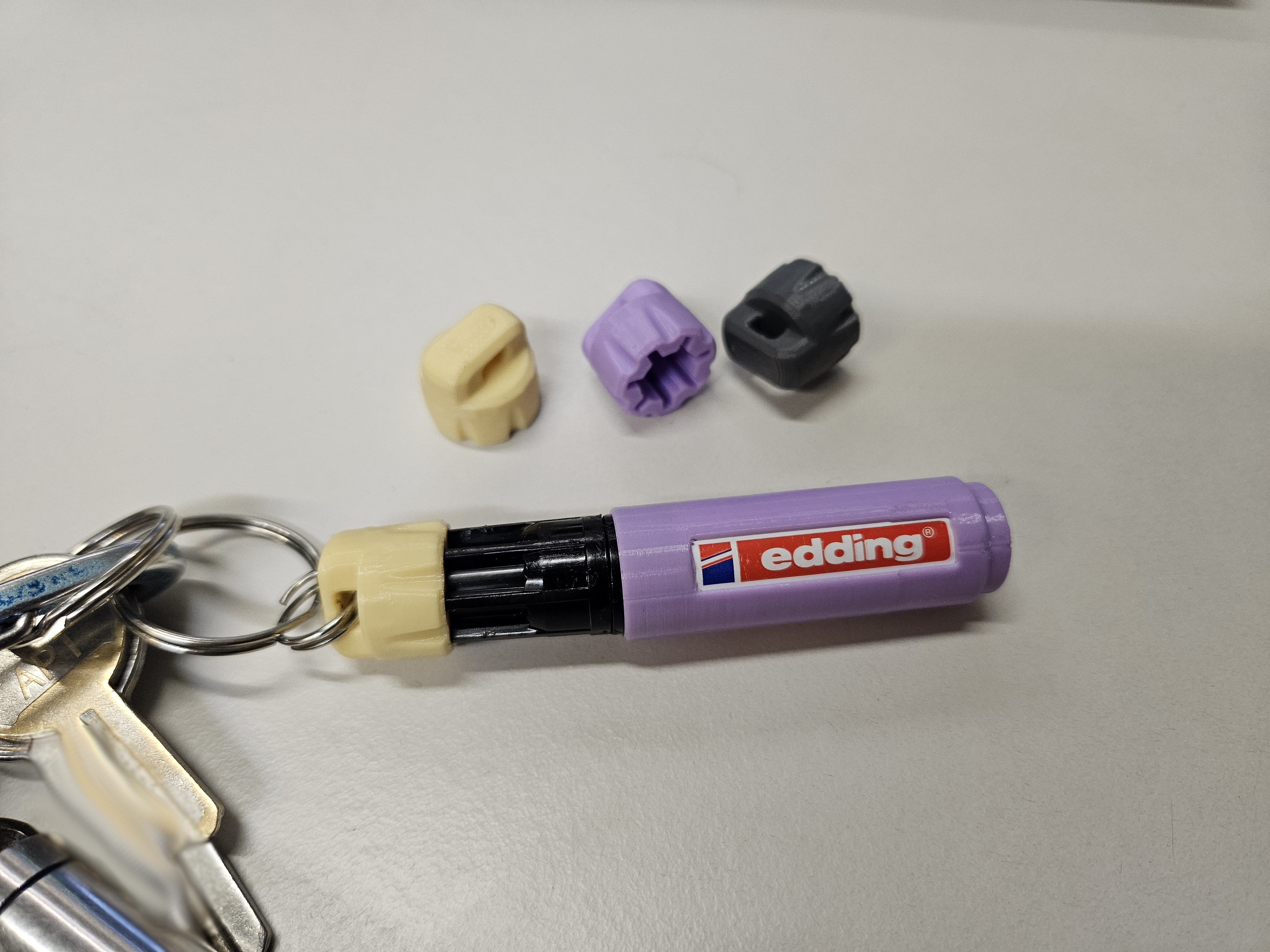 Edding Mini Keyring Attachment