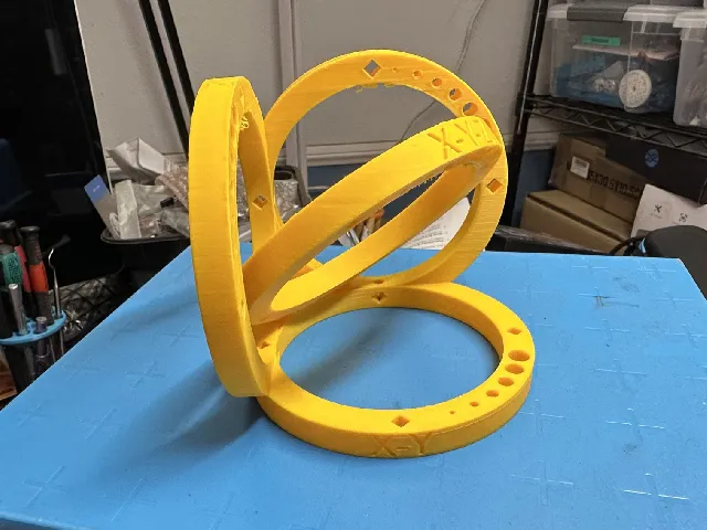 Dimensional accuracy and overhang test object - 4 loops