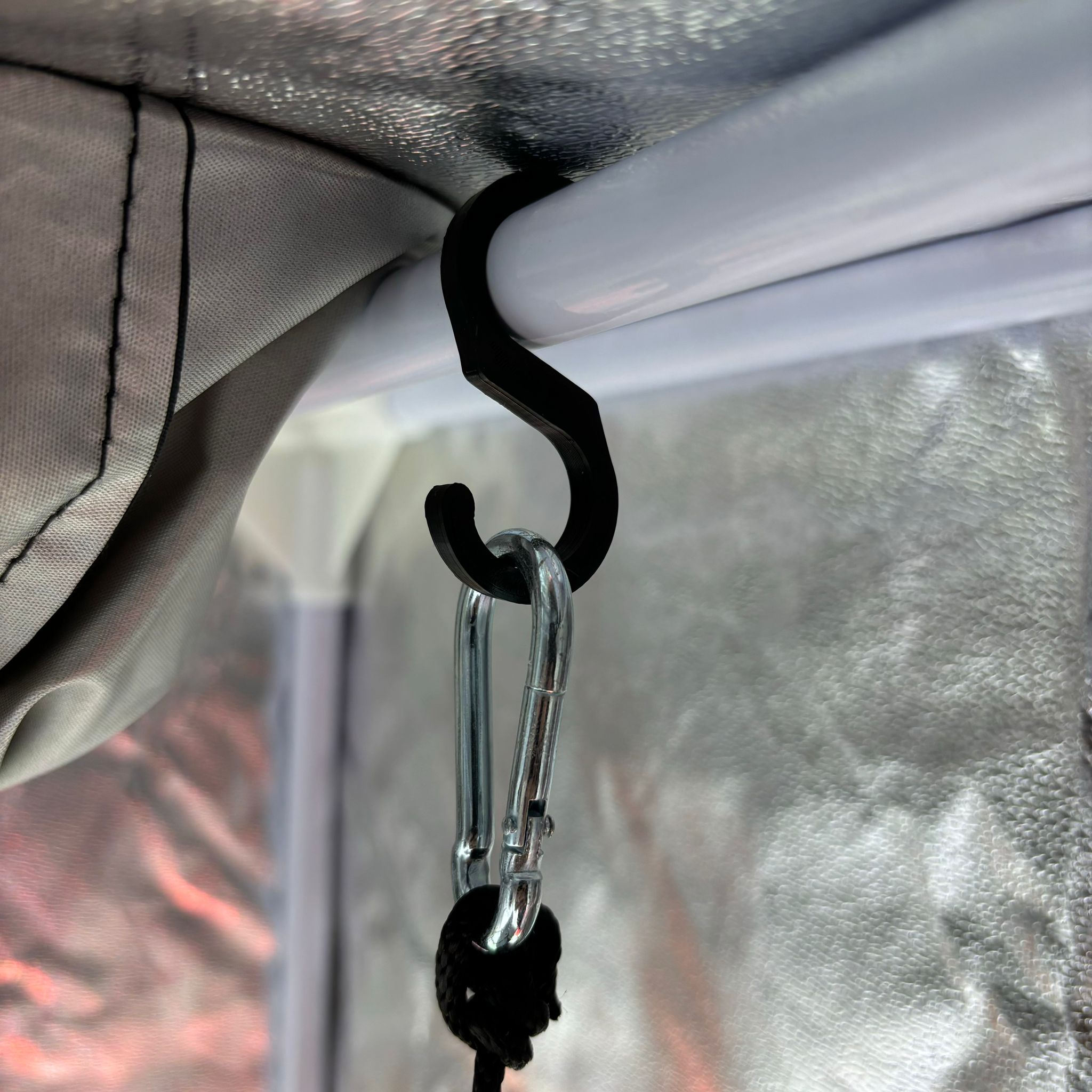 16mm Grow Tent Hanger (Open variant)