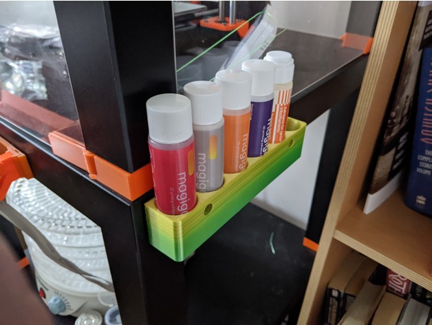 Magigoo bottle holder