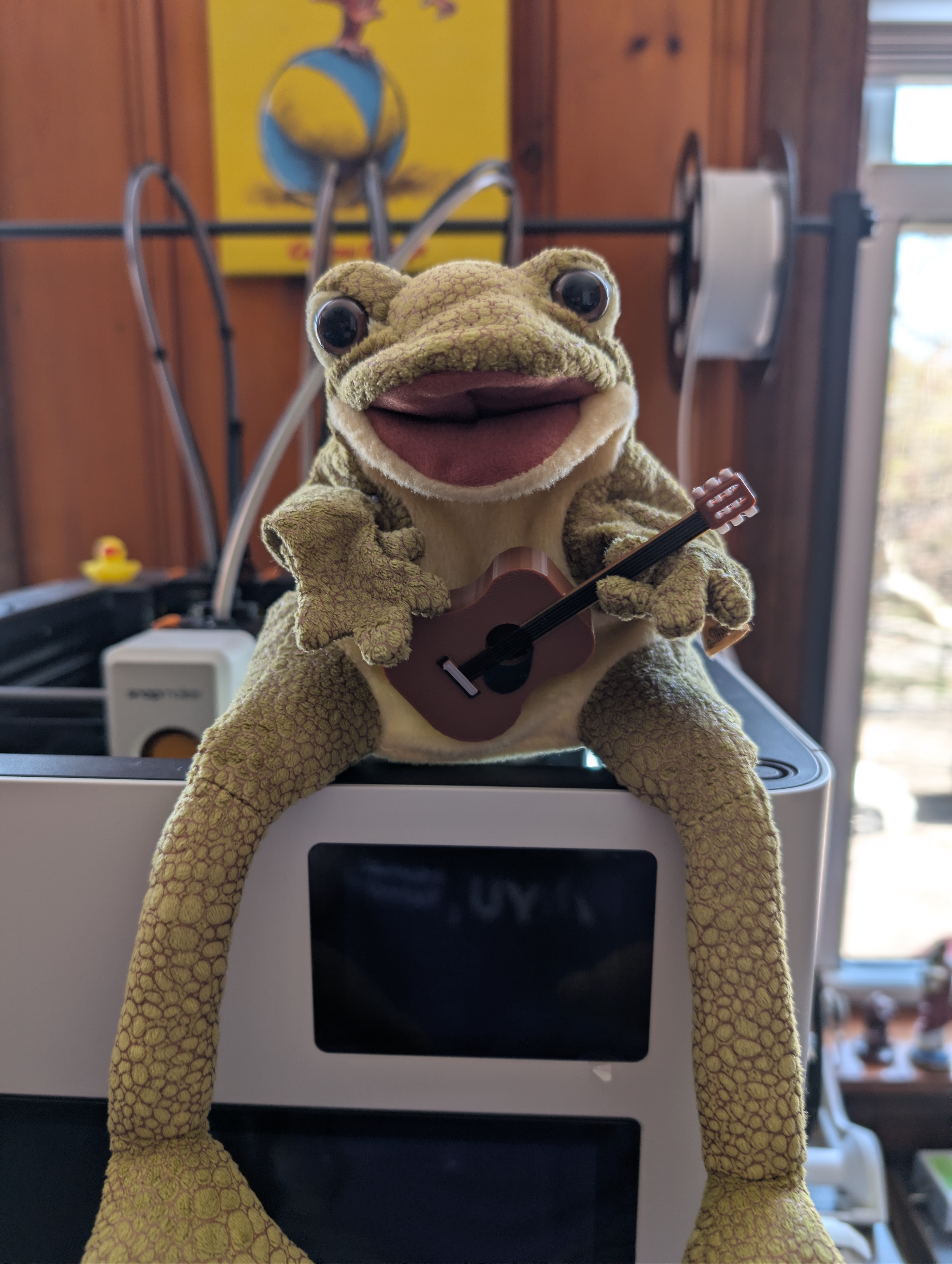Miniature Guitar for Puppet — miniatura 2