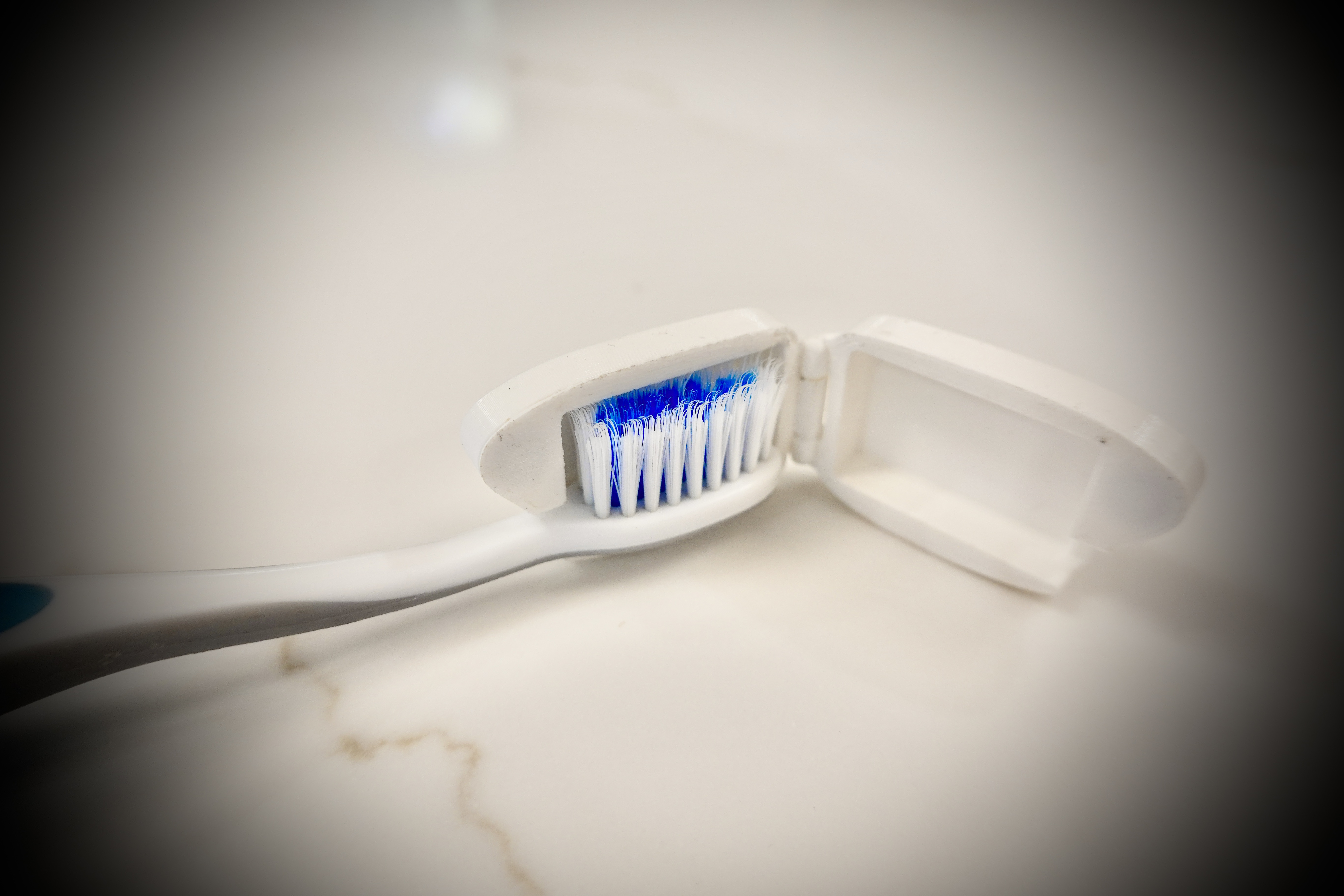 Magnetic Travel Toothbrush Cover