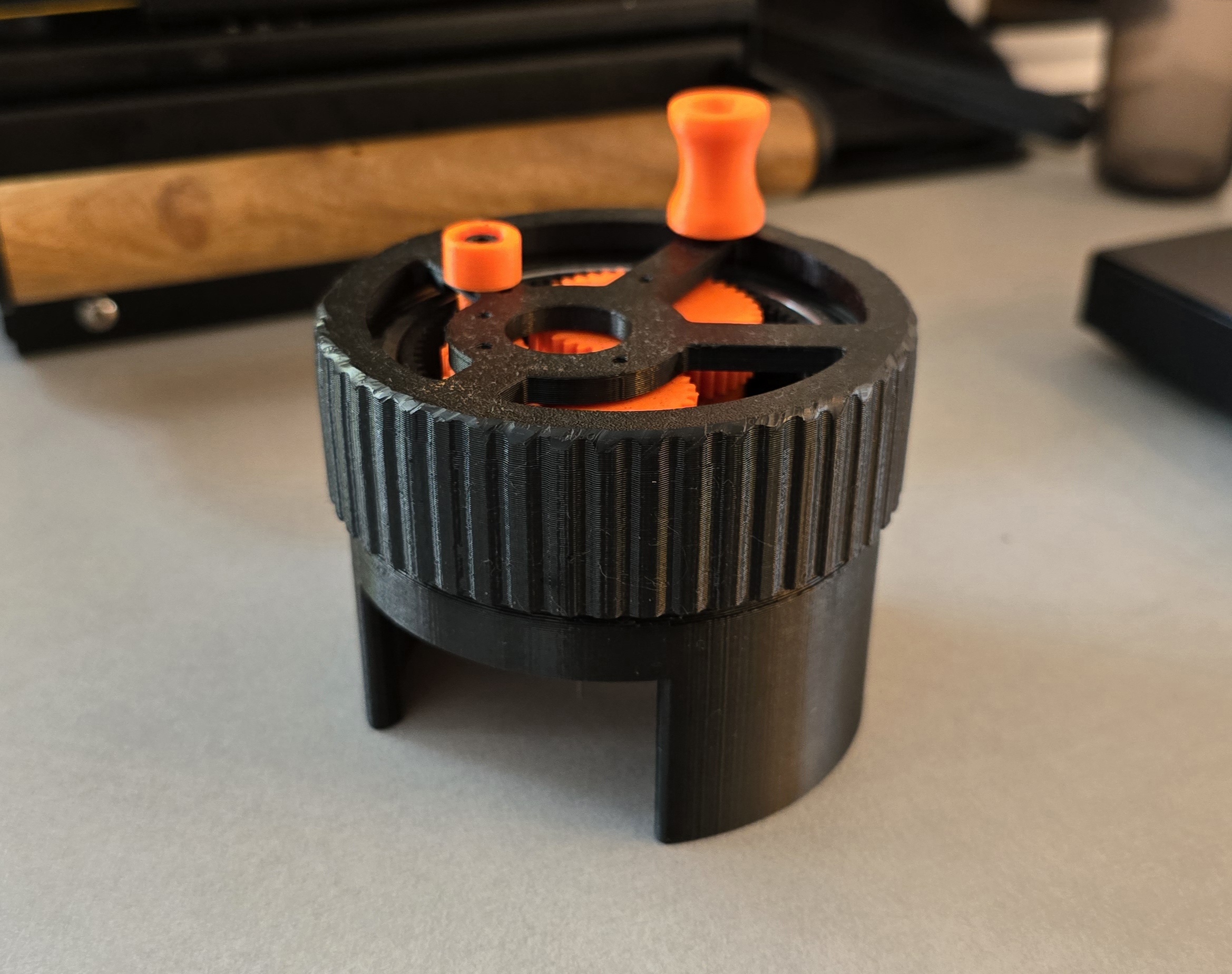 Bearing based spirographic WDT tool lower Body Remix for Gaggia Classic Portafilter