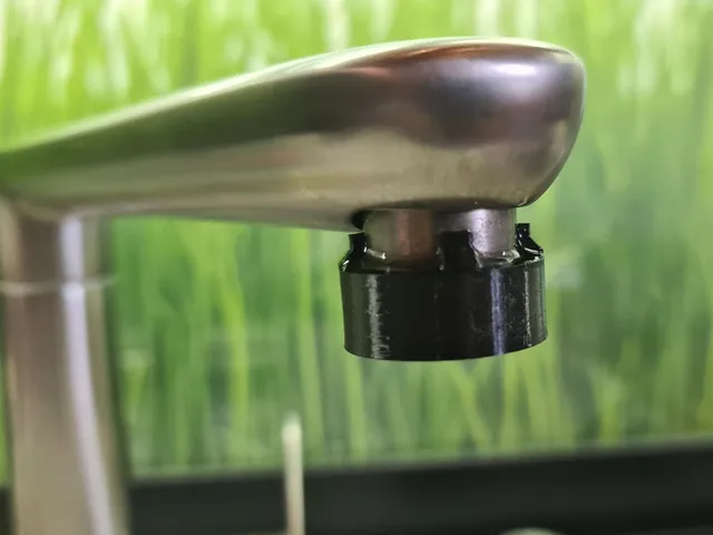Tool to descale the faucet - Wasserhahn entkalken