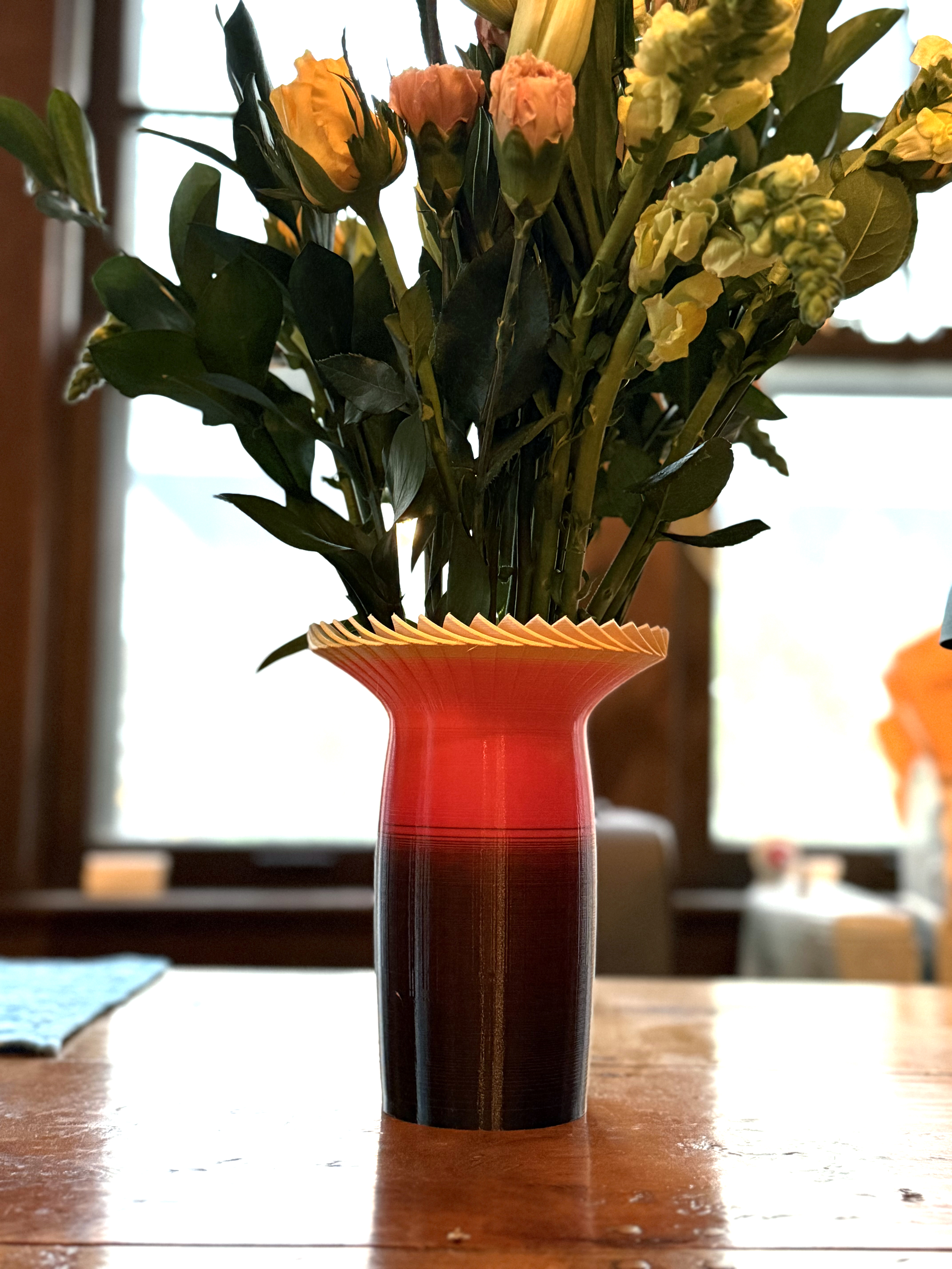 5-Color Layer Swap Gradient Turbine Vase