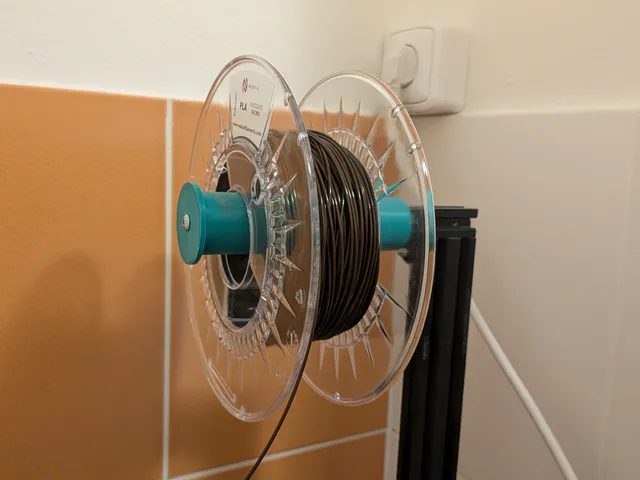 2020 Spool holder sleeve