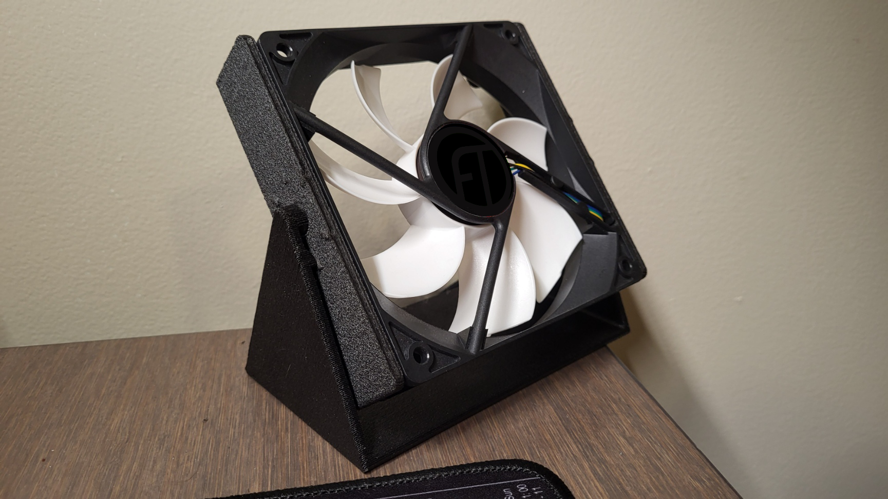Computer Fan Stand