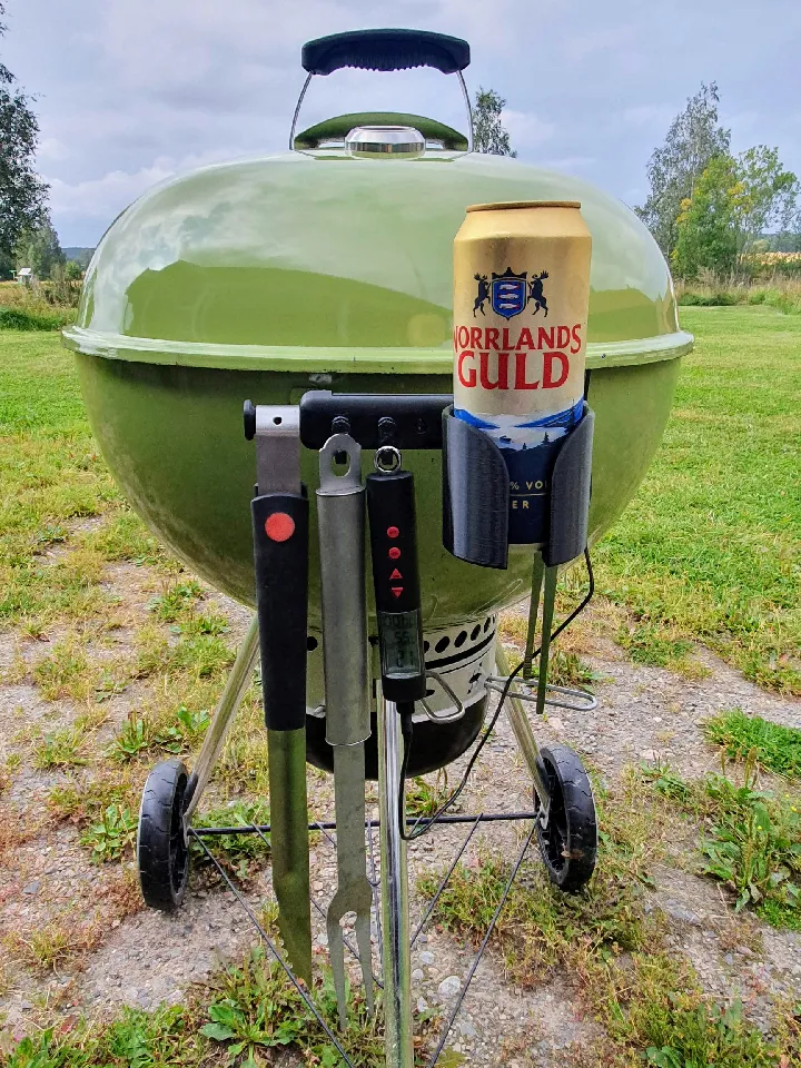 Handle with hooks, hangers and can holder for weber kettle