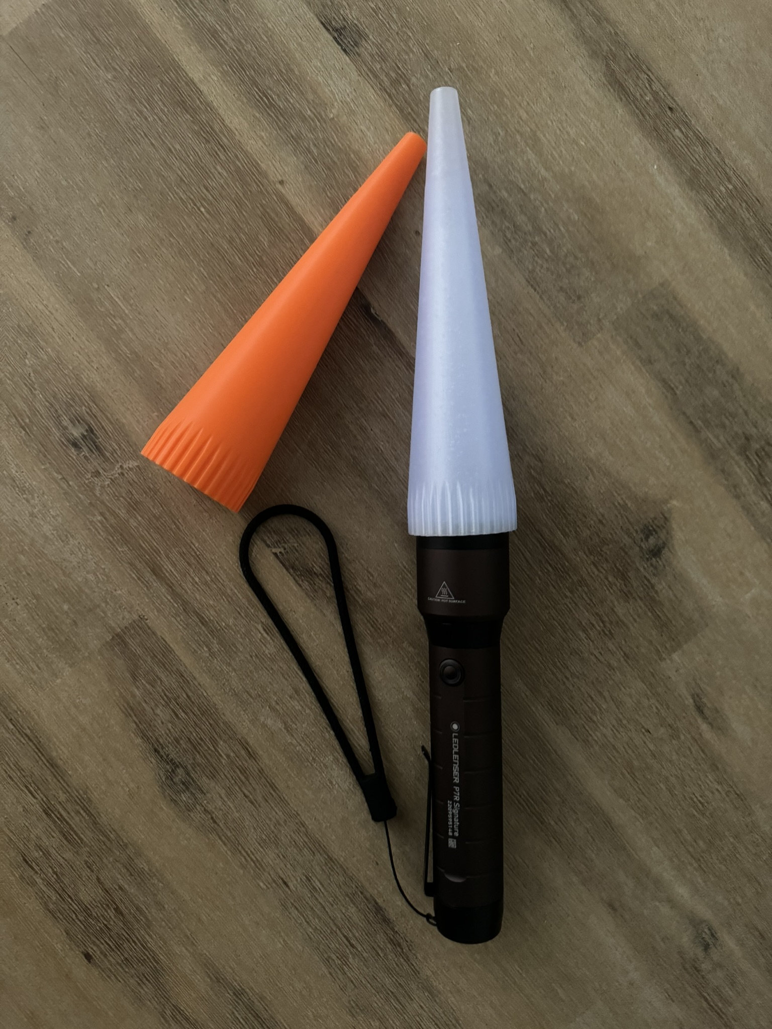 Miniatura 11 do modelo 3D Flashlight diffusor attachments