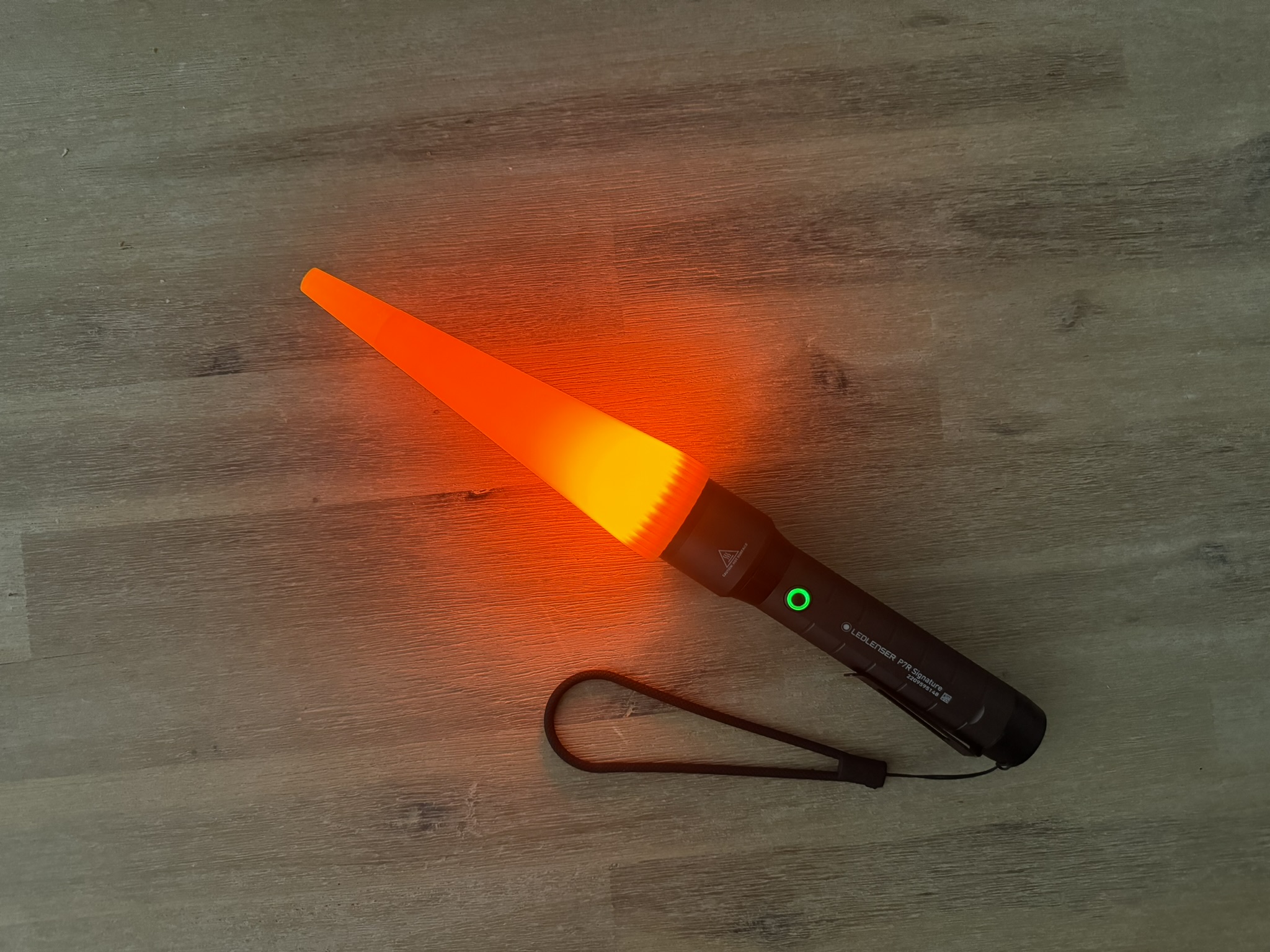 Miniatura 13 do modelo 3D Flashlight diffusor attachments