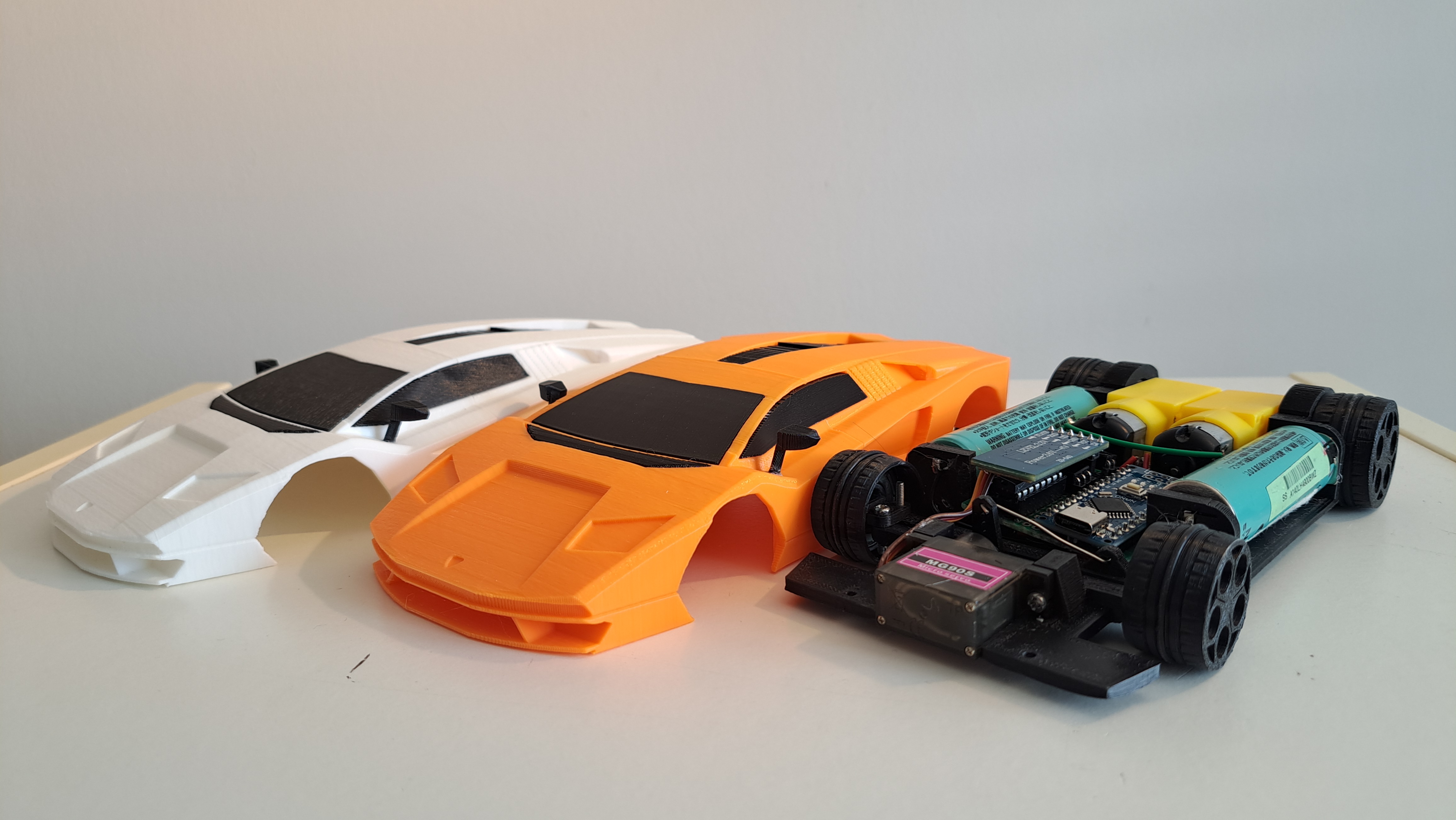 1:25 Scale RC Lamborghini Countach LPI 800-4 by THE MOC CHANNEL ...