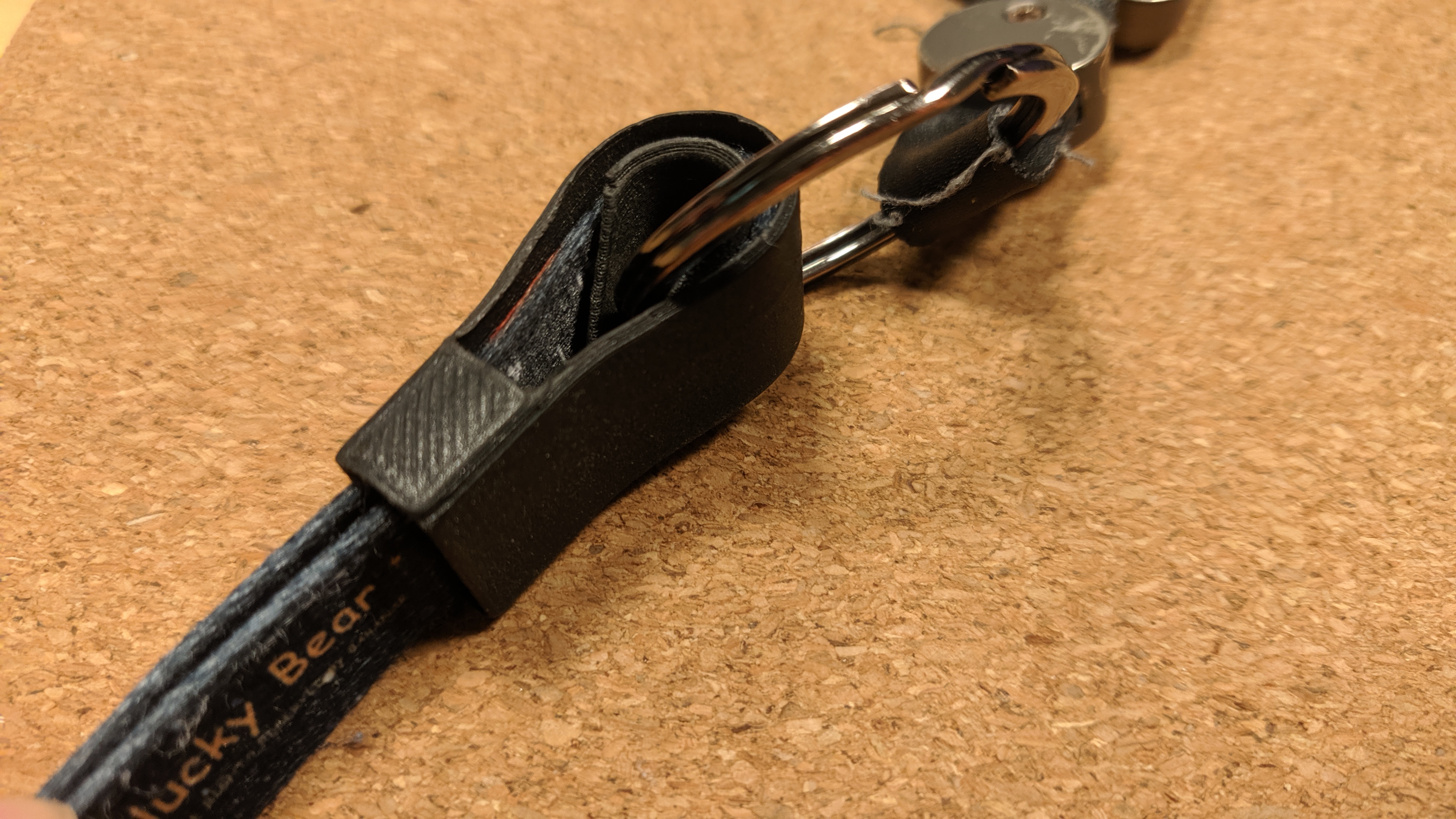 Lanyard eyelet protector by Wici Download free STL model