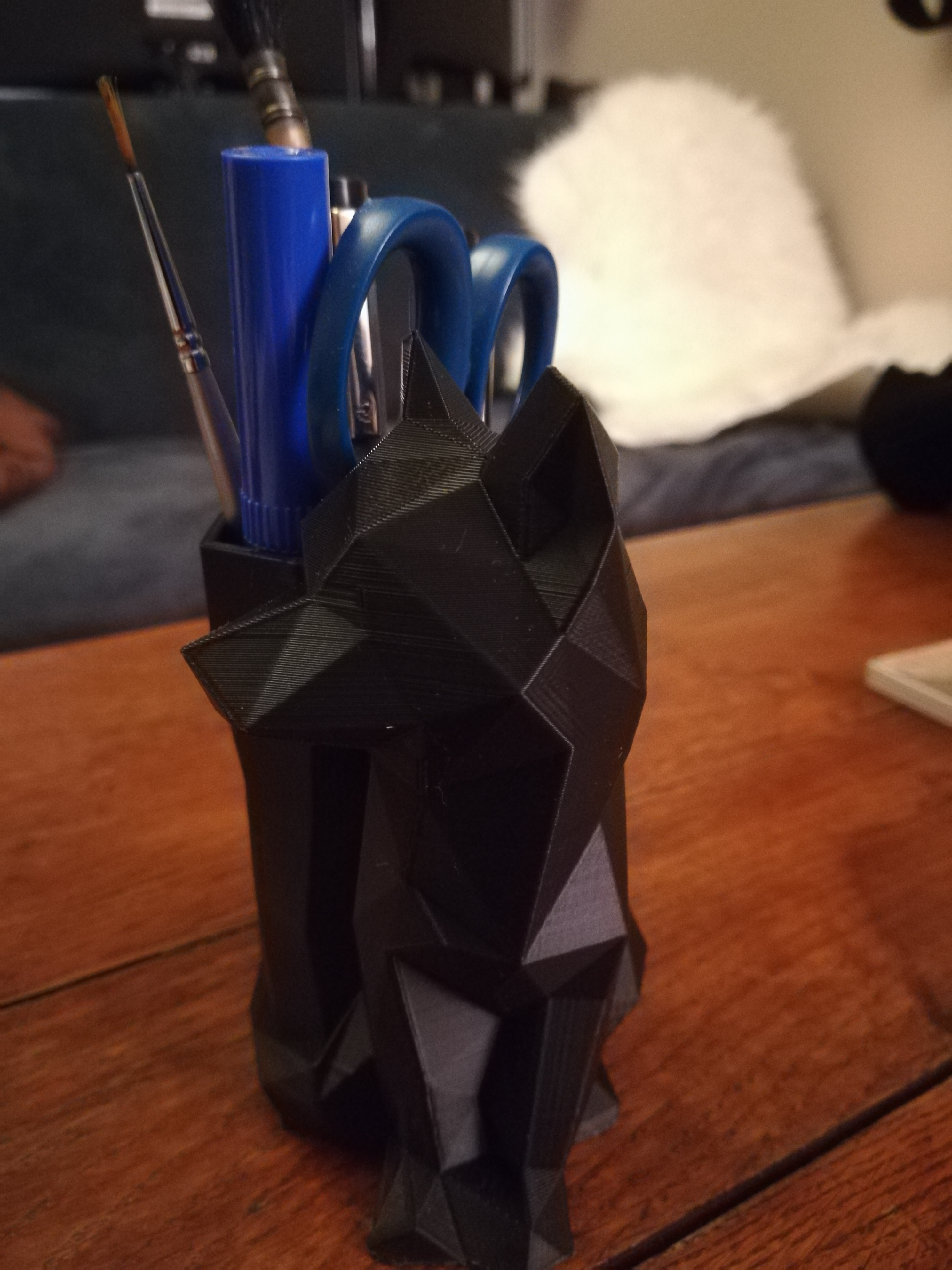 Miniatura 2 do modelo 3D Low Poly Fox Pen Holder