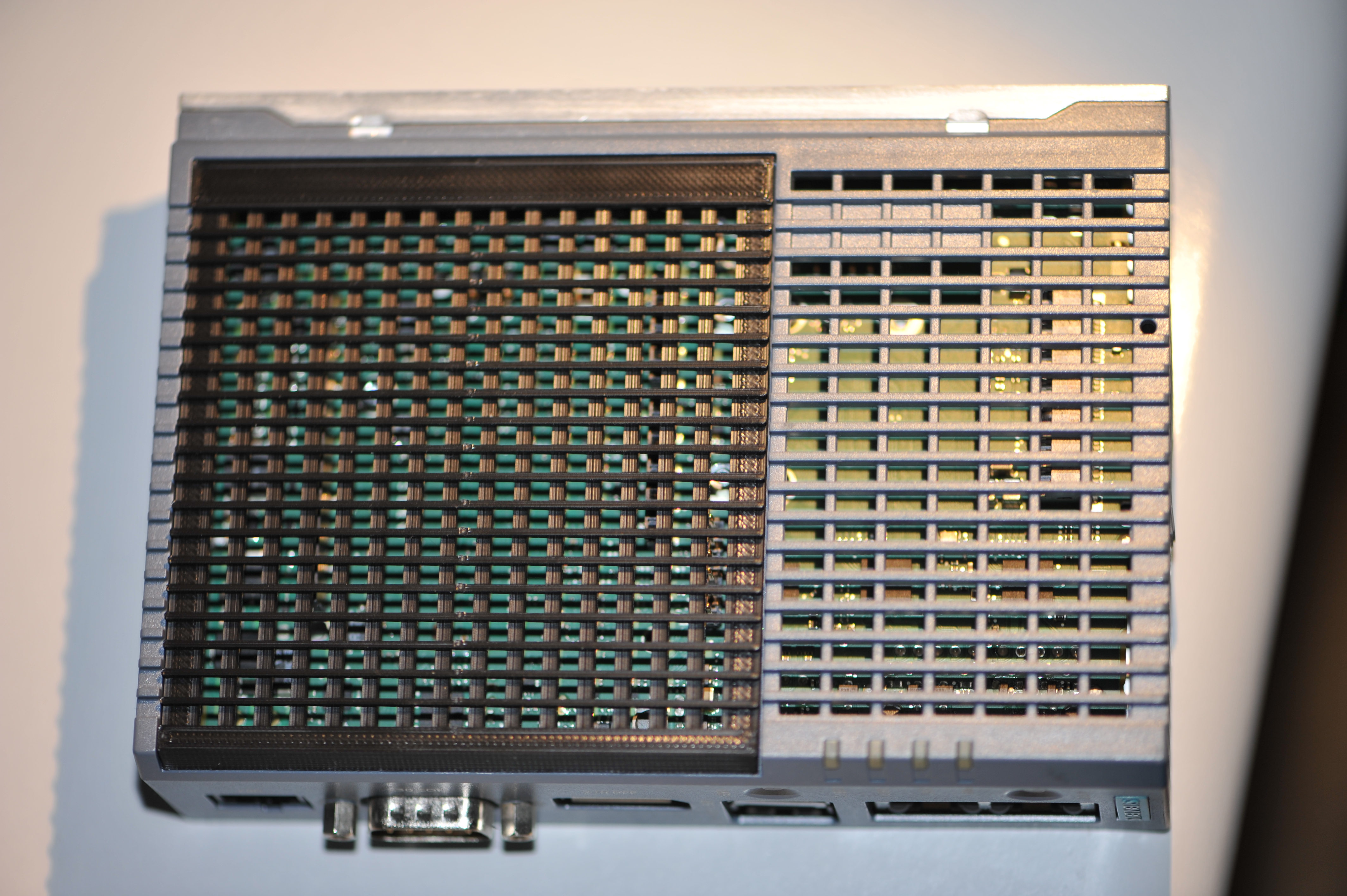 Simatic IOT2050 Deckel