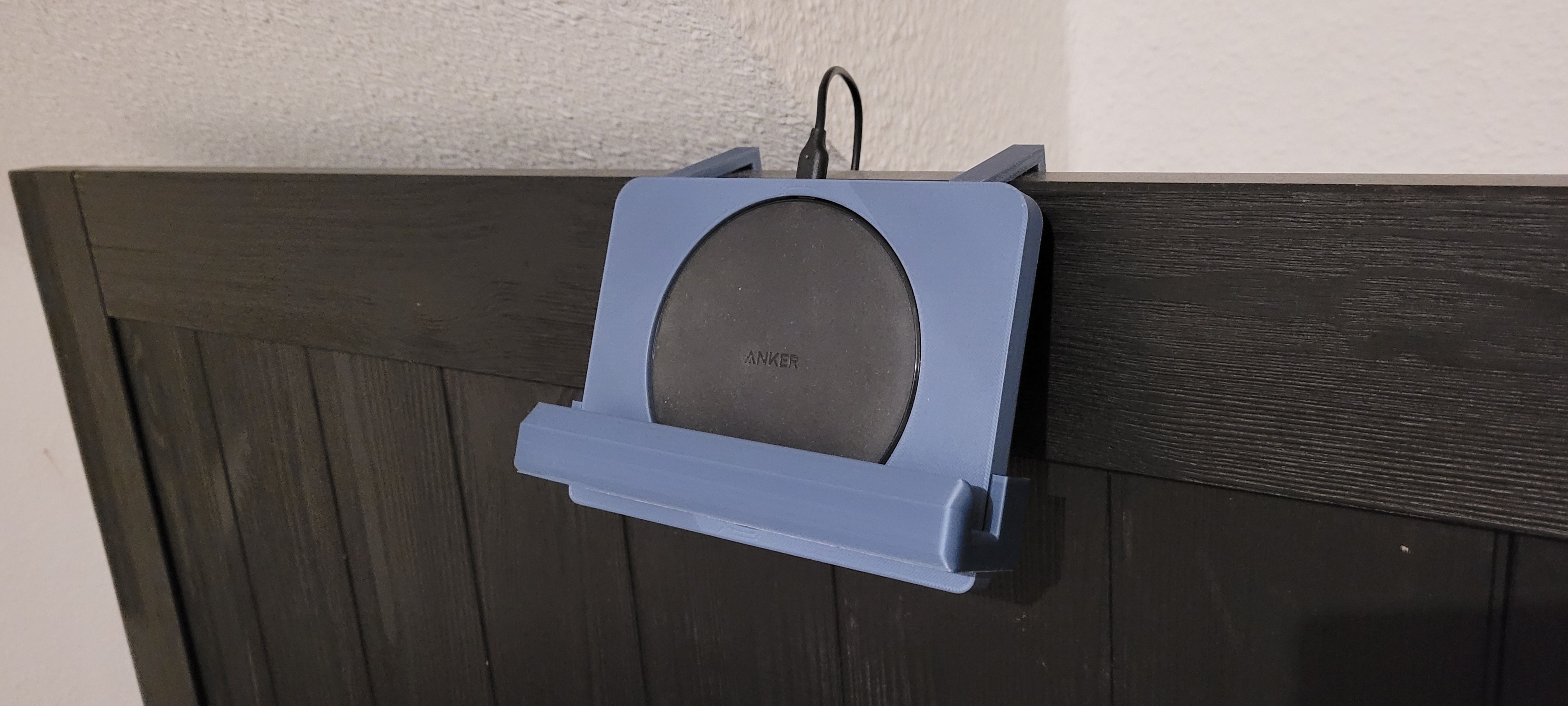 Adjustable Bedside Induction charger for mobile phone