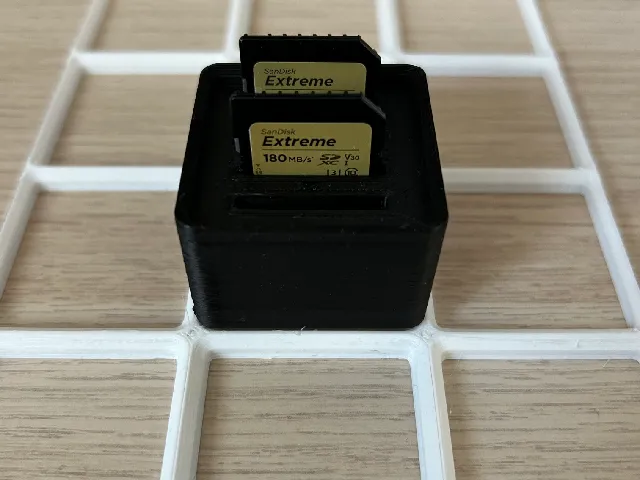 Gridfinity loose SD-card holder - 4 slots