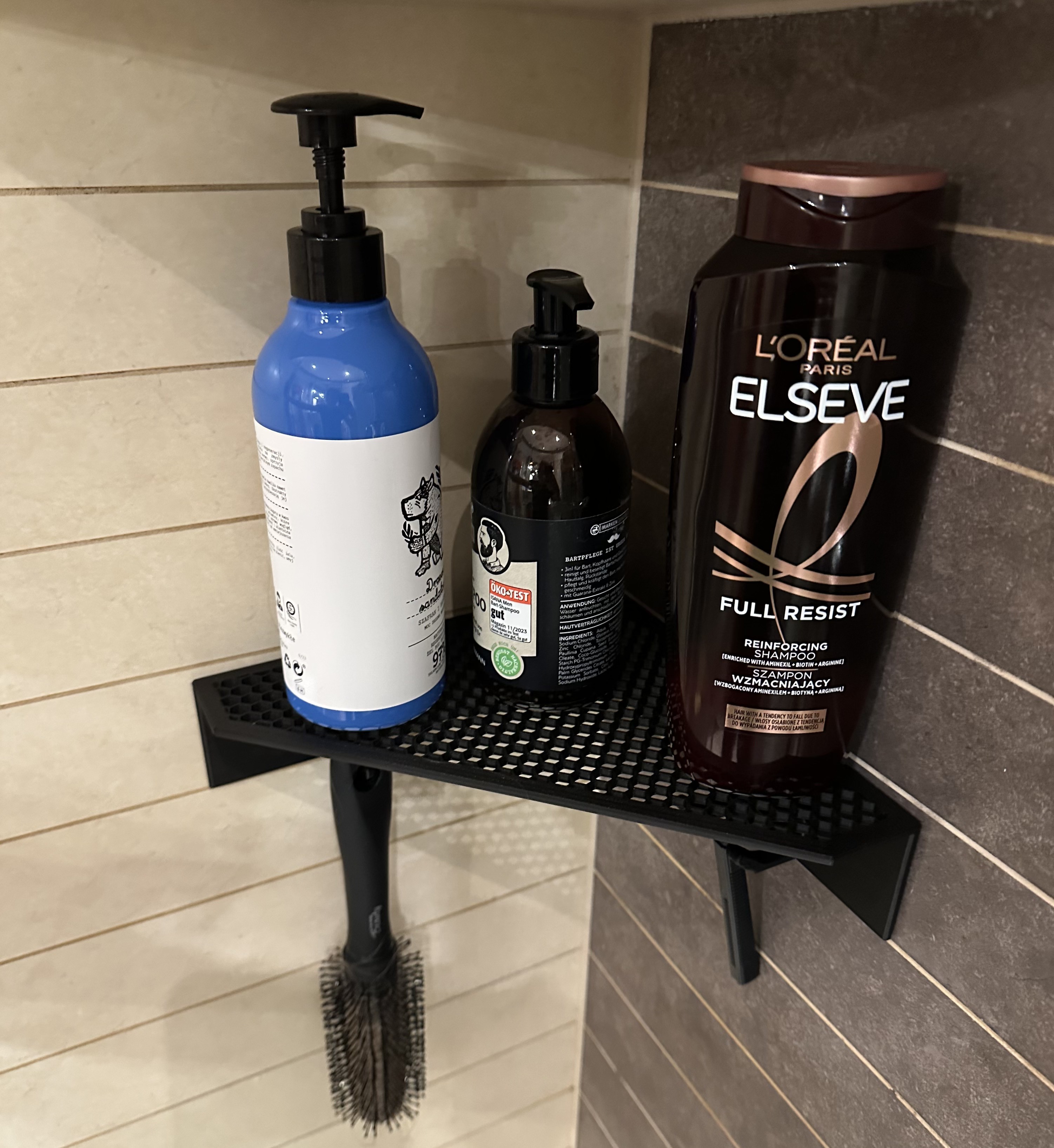 Shower shelf with custom hooks