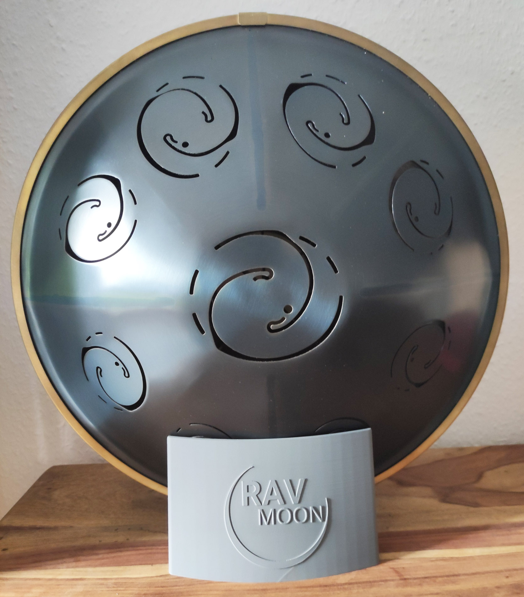 RAV Moon Stand
