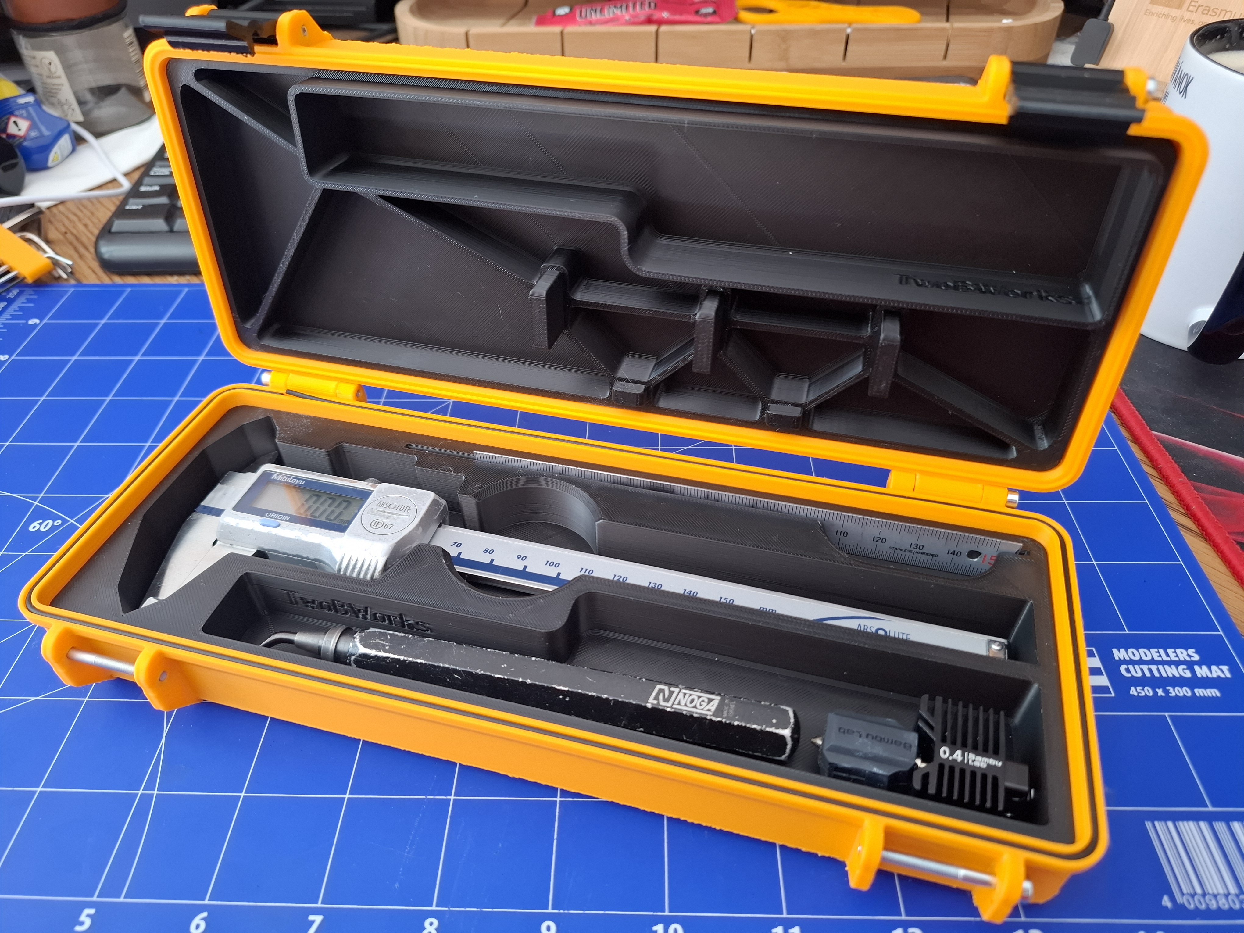 Miniatura 3 do modelo 3D Rugged caliper case