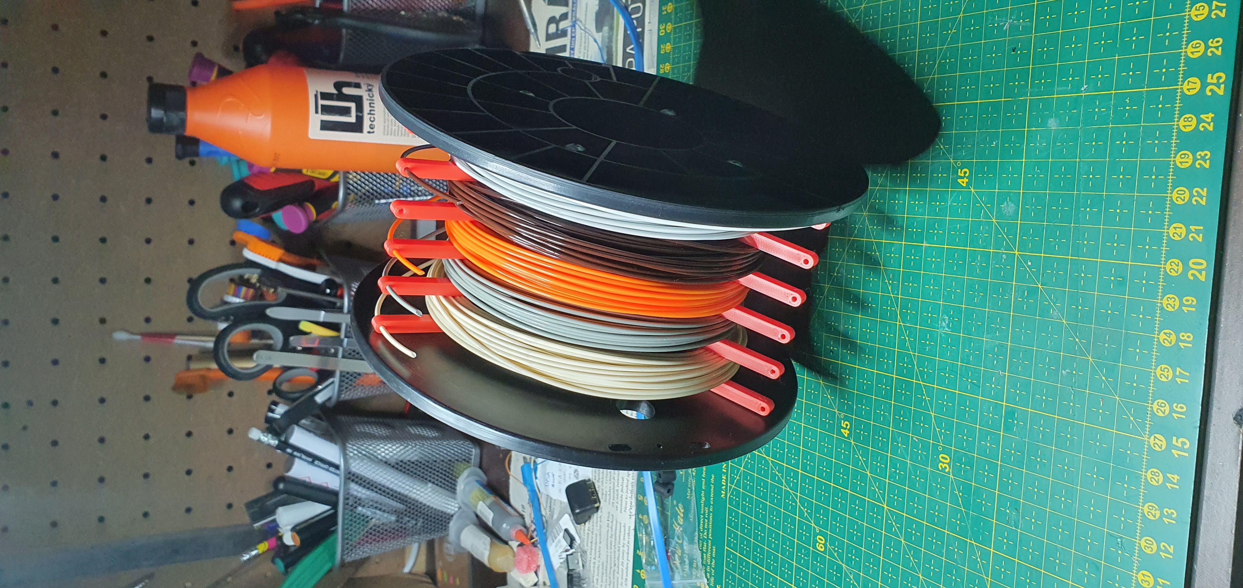 Spool for samples haircomb