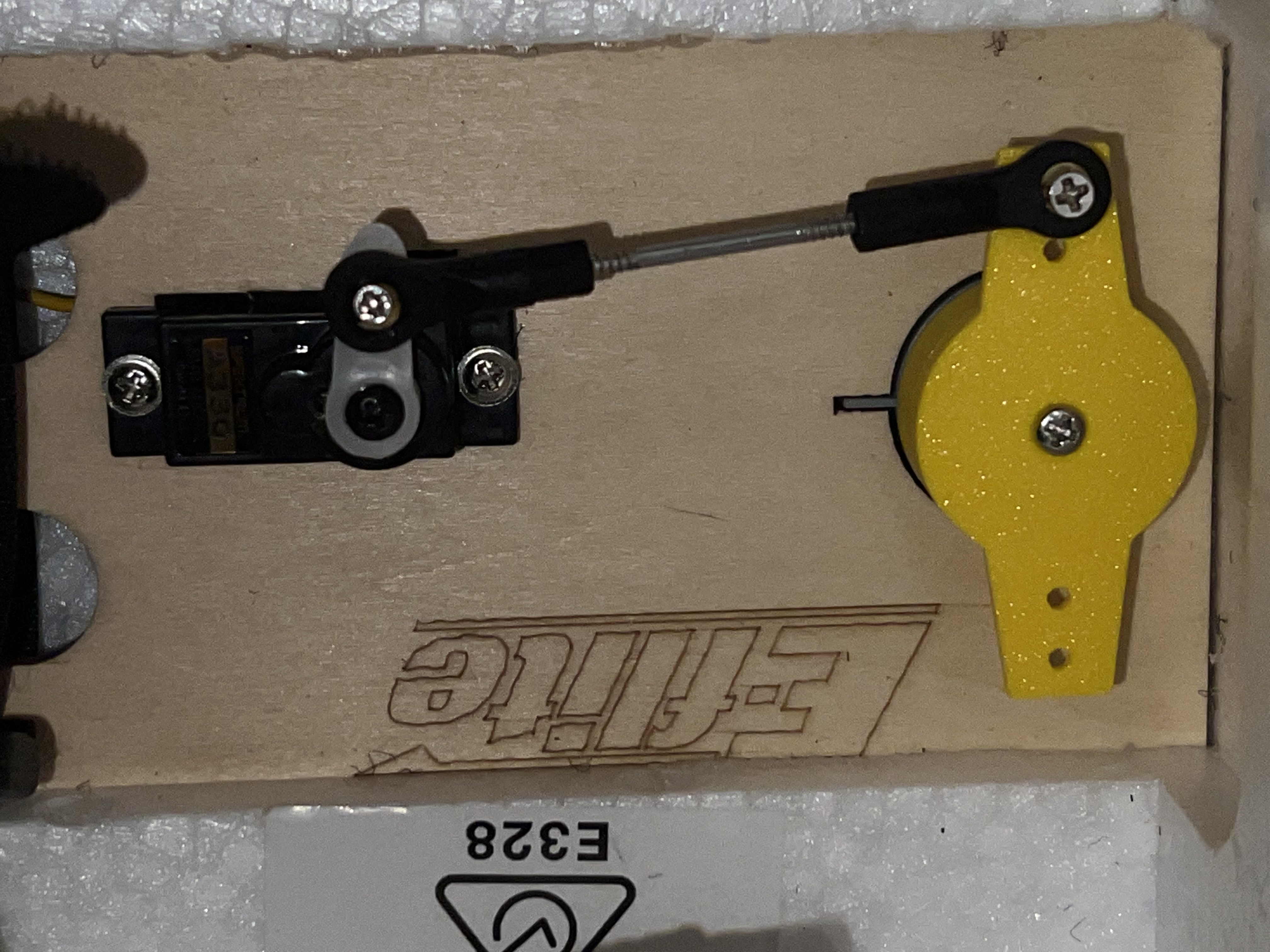 Eflite EC-1500 Nose gear