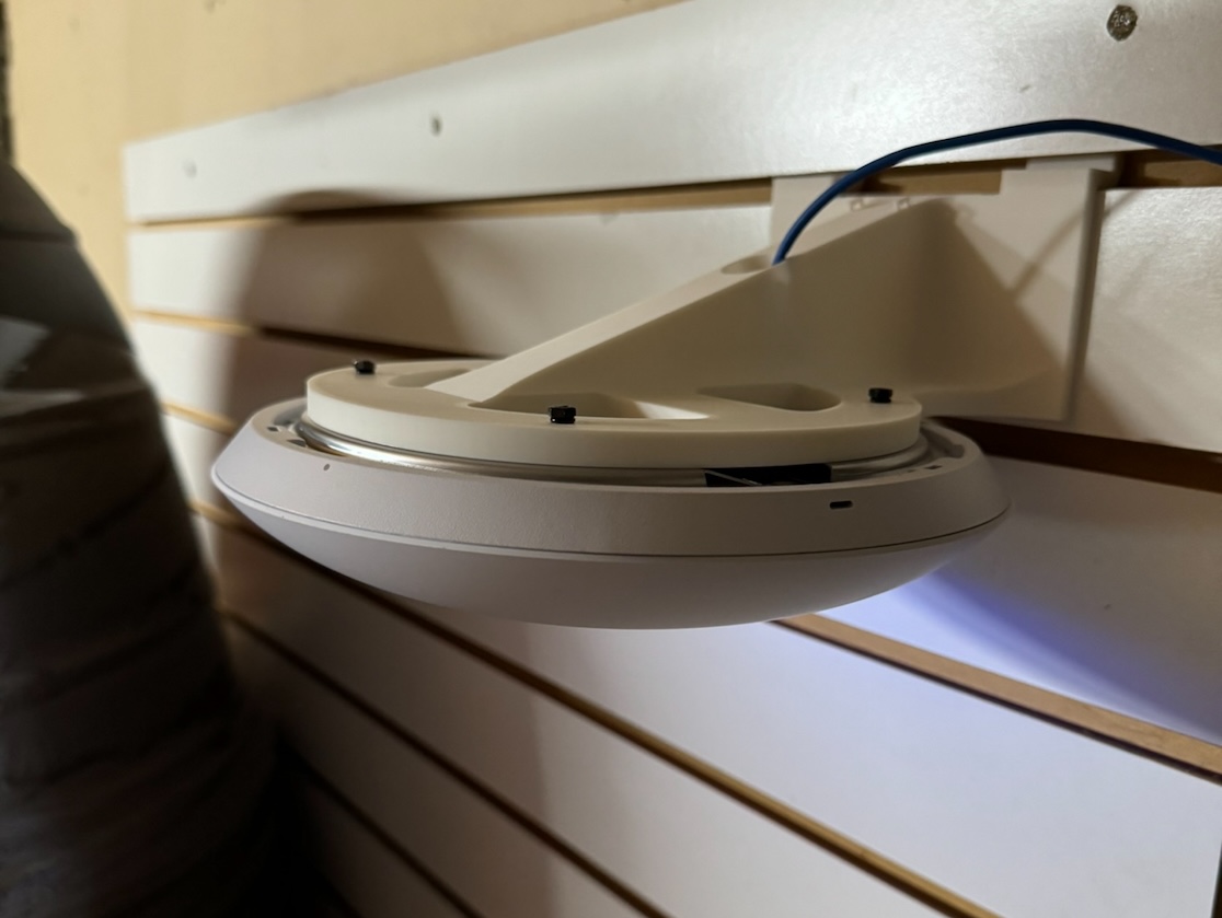 Unifi U7 Pro Slat Wall Mount