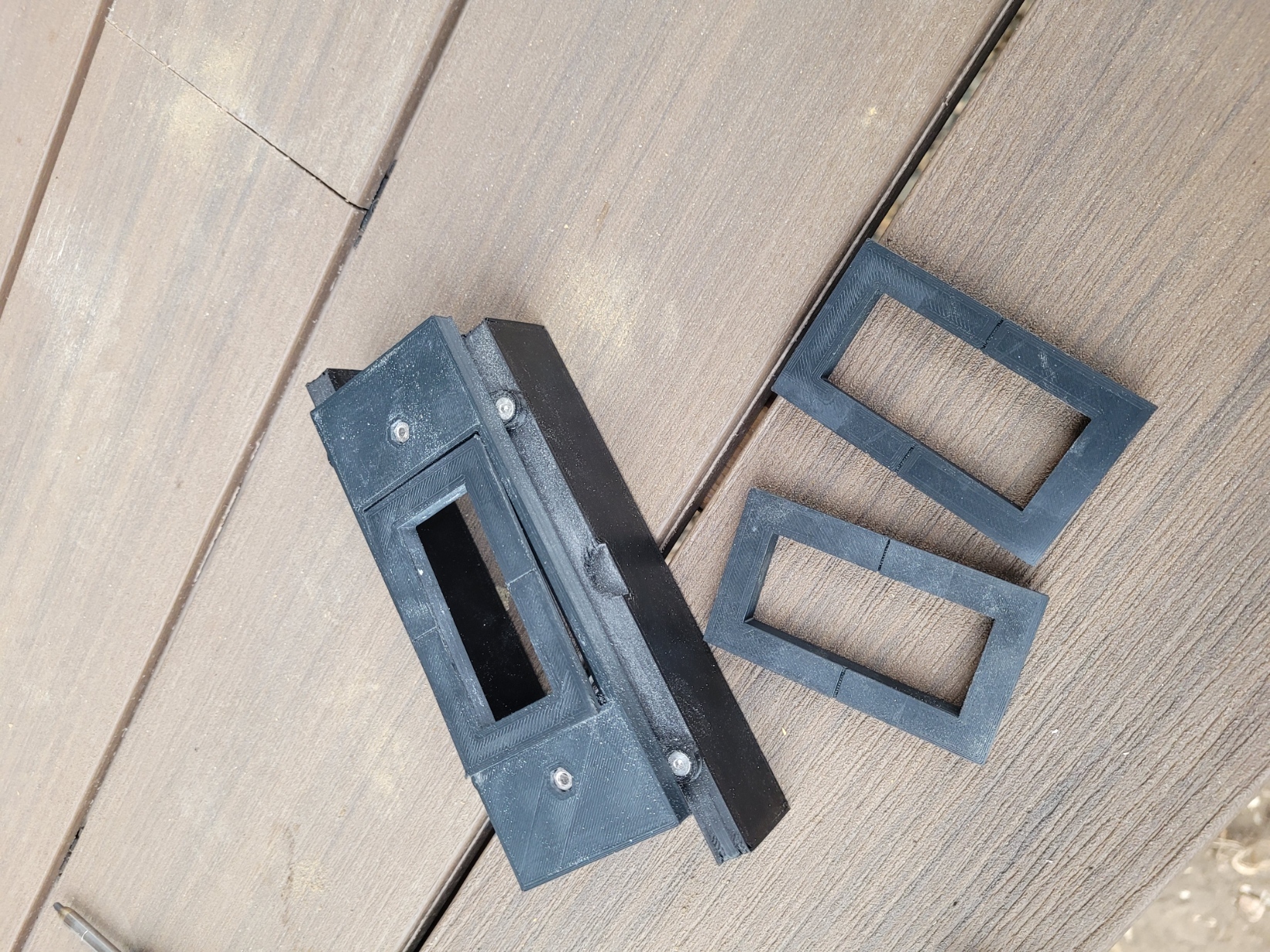Self Centering Door Latch Jig (replaceable insert) v2