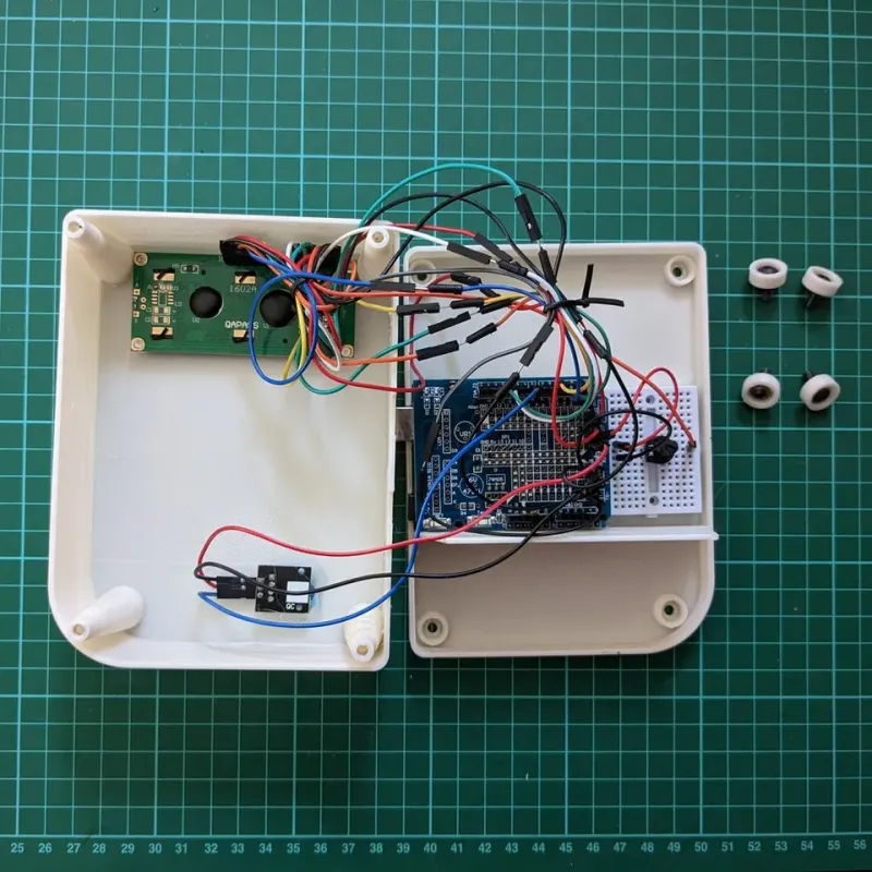 Arduino Temperature and Humidity sensor case (DHT11) by Controforme ...