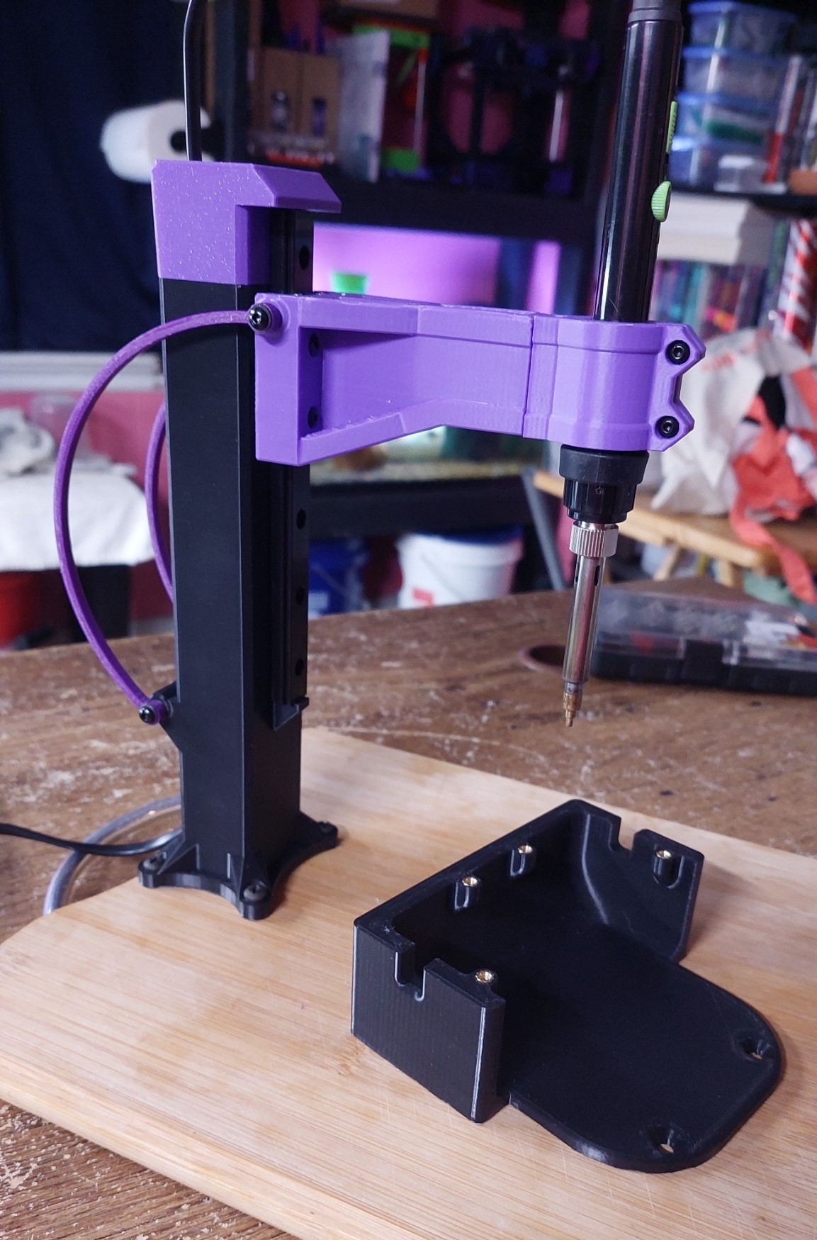 Bolt on base for MGN12H heat insert press 3D model thumbnail