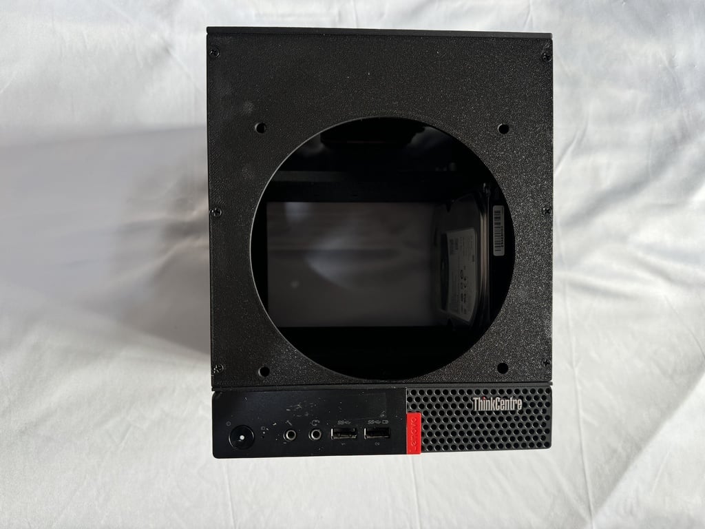 Lenovo ThinkCentre Tiny NAS