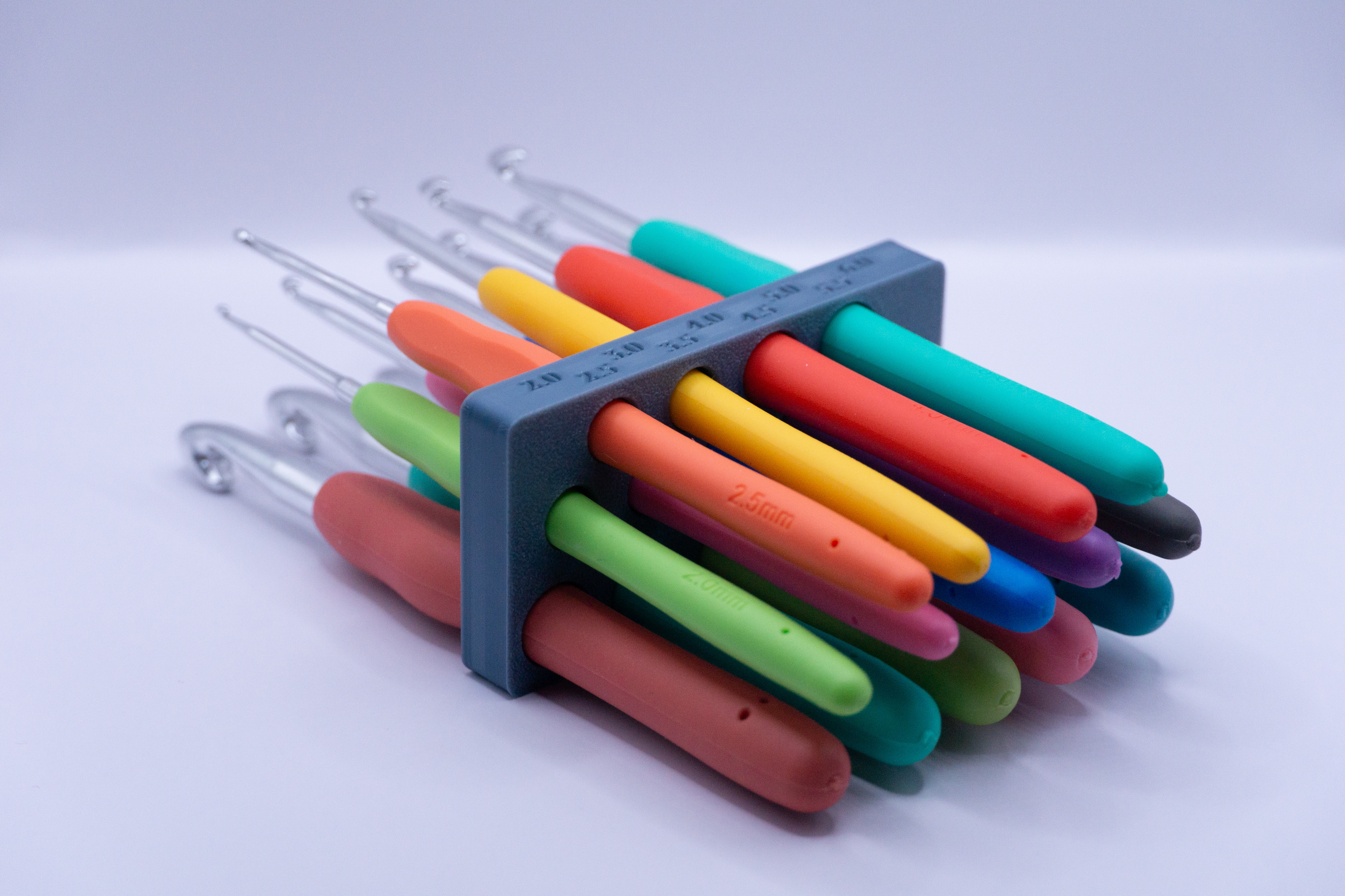 Crochet hooks holder (9 or 14 hooks)