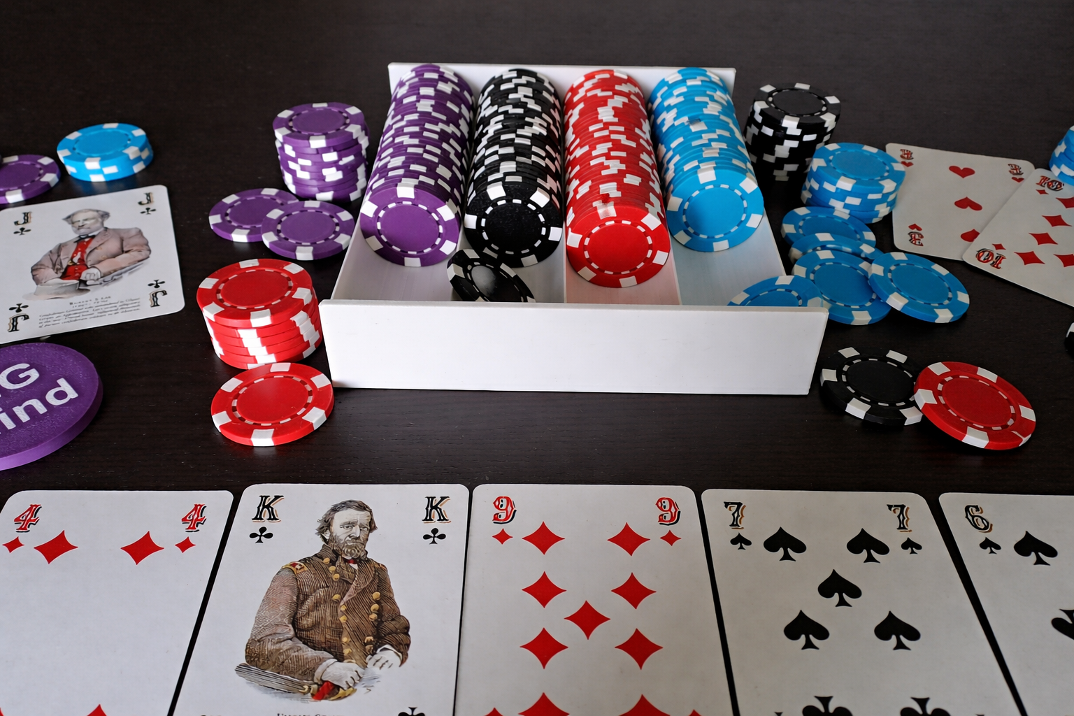 poker chips tray