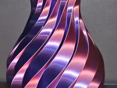 Intertwining Pillar Vase
