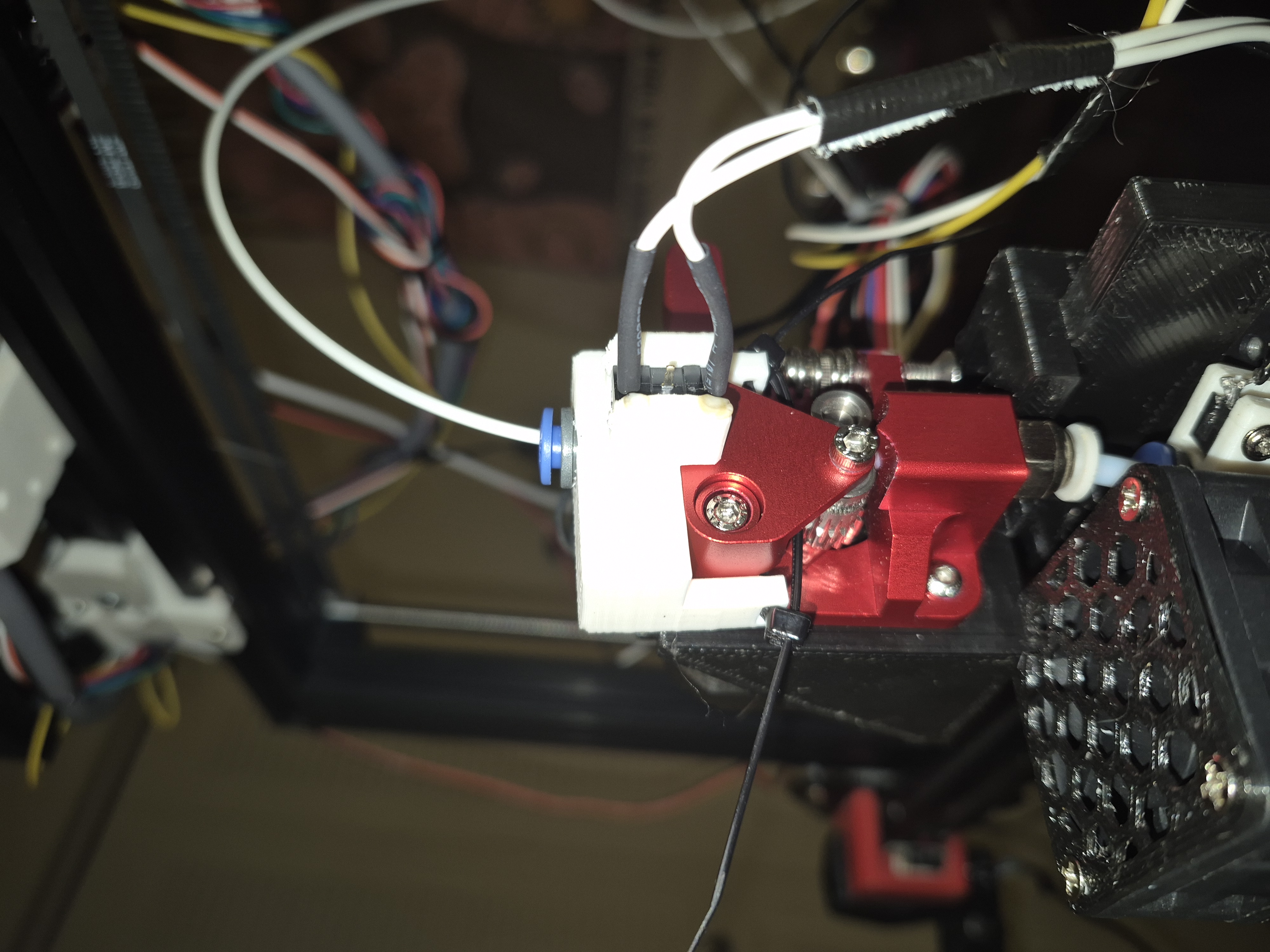 Generic offbrand creality extruder ECAS04 connector + Filament sensor mod (USING ZIP TIES)
