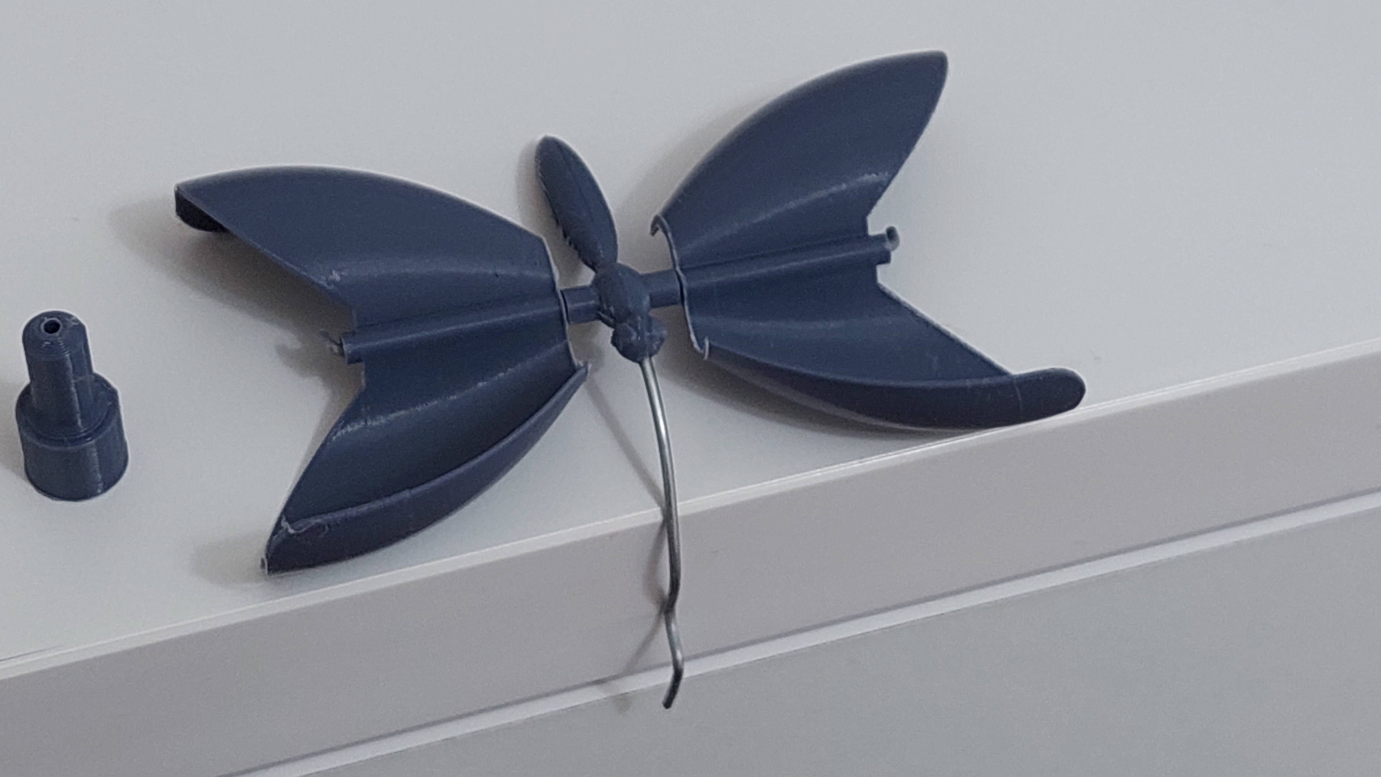 Miniatura 4 do modelo 3D Moth wind spinner