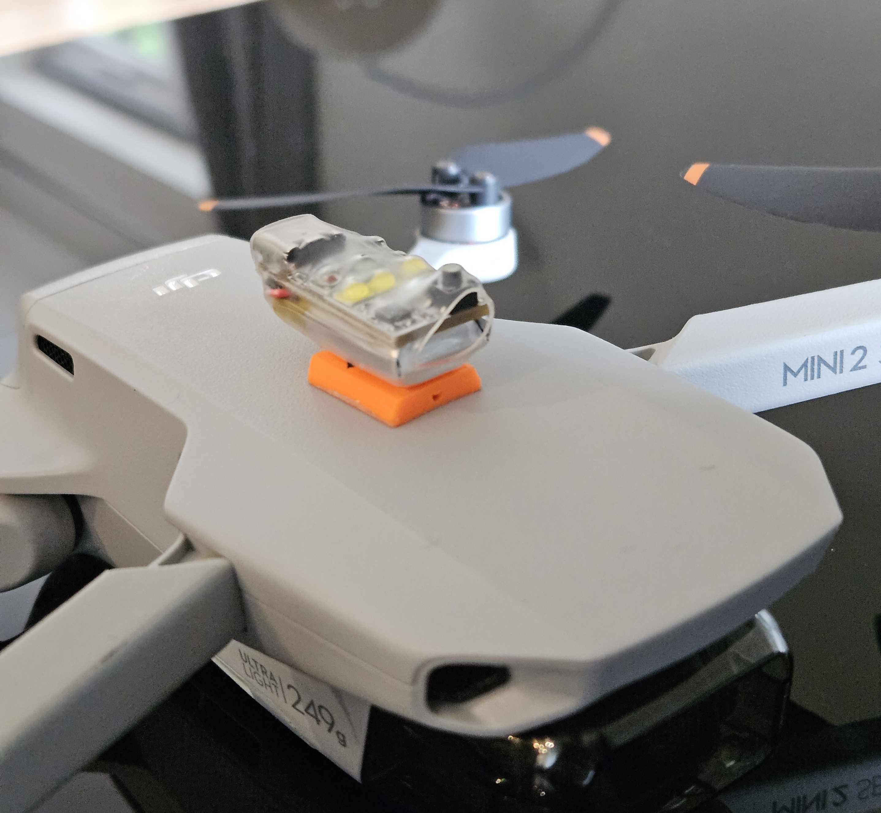 VIFLY/other strobe mount for DJI/other drones (under 1g for 250g drone laws)