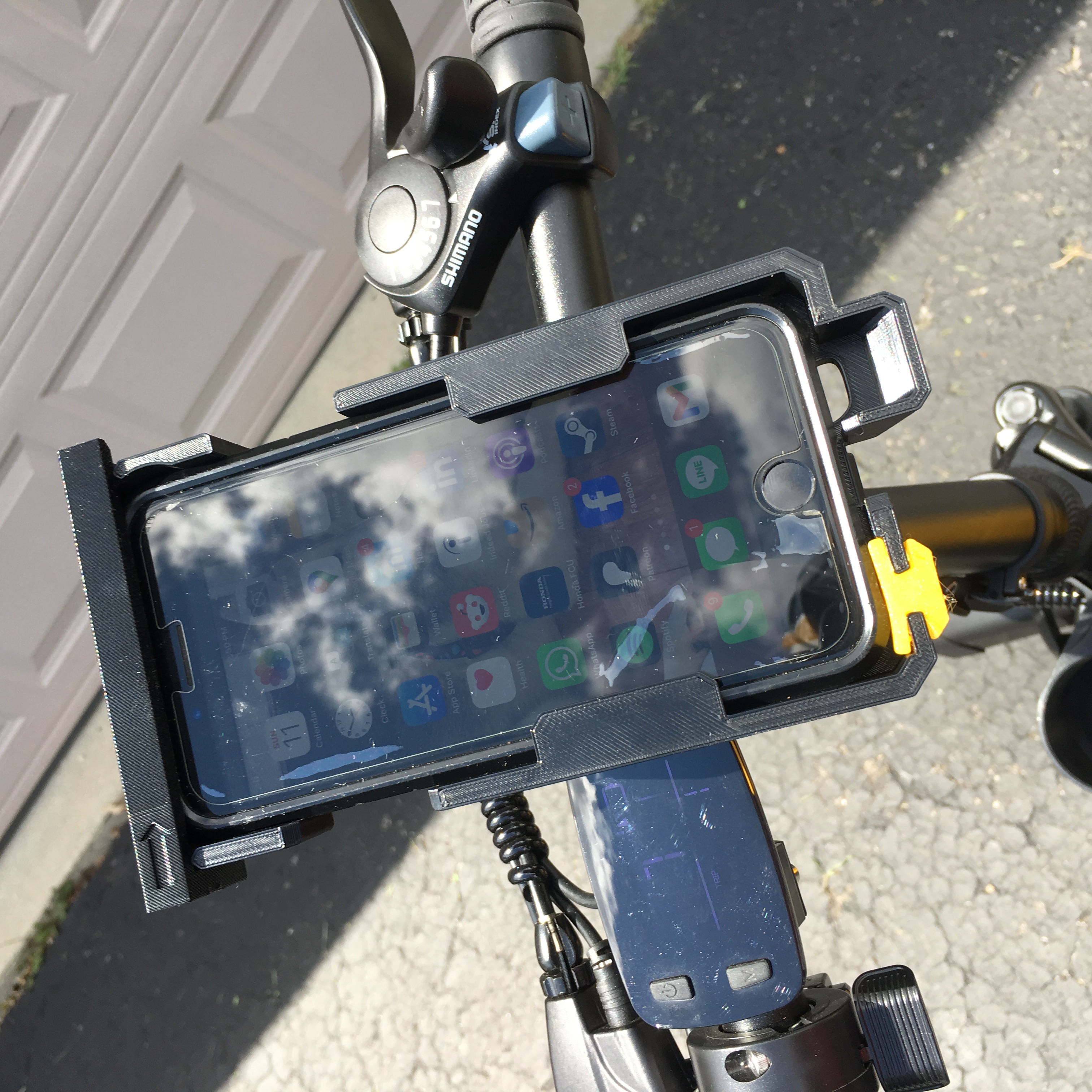SOHAMO E-Bike Center Display Unit / Bike Dashcam / Audio Broadcaster