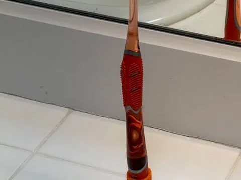 Duck Feet for your Classic Toothbrush