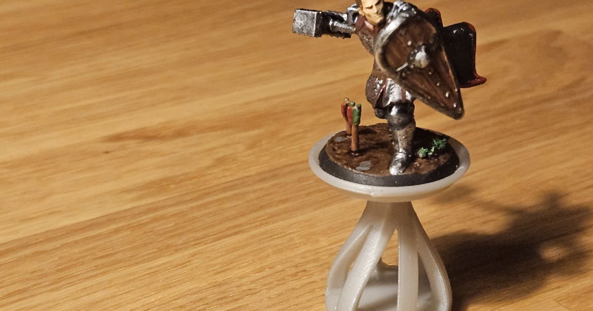 Dungeons & Dragons (DnD) Flying Stand/Elevation Platform by Mikkelcv Download free STL model