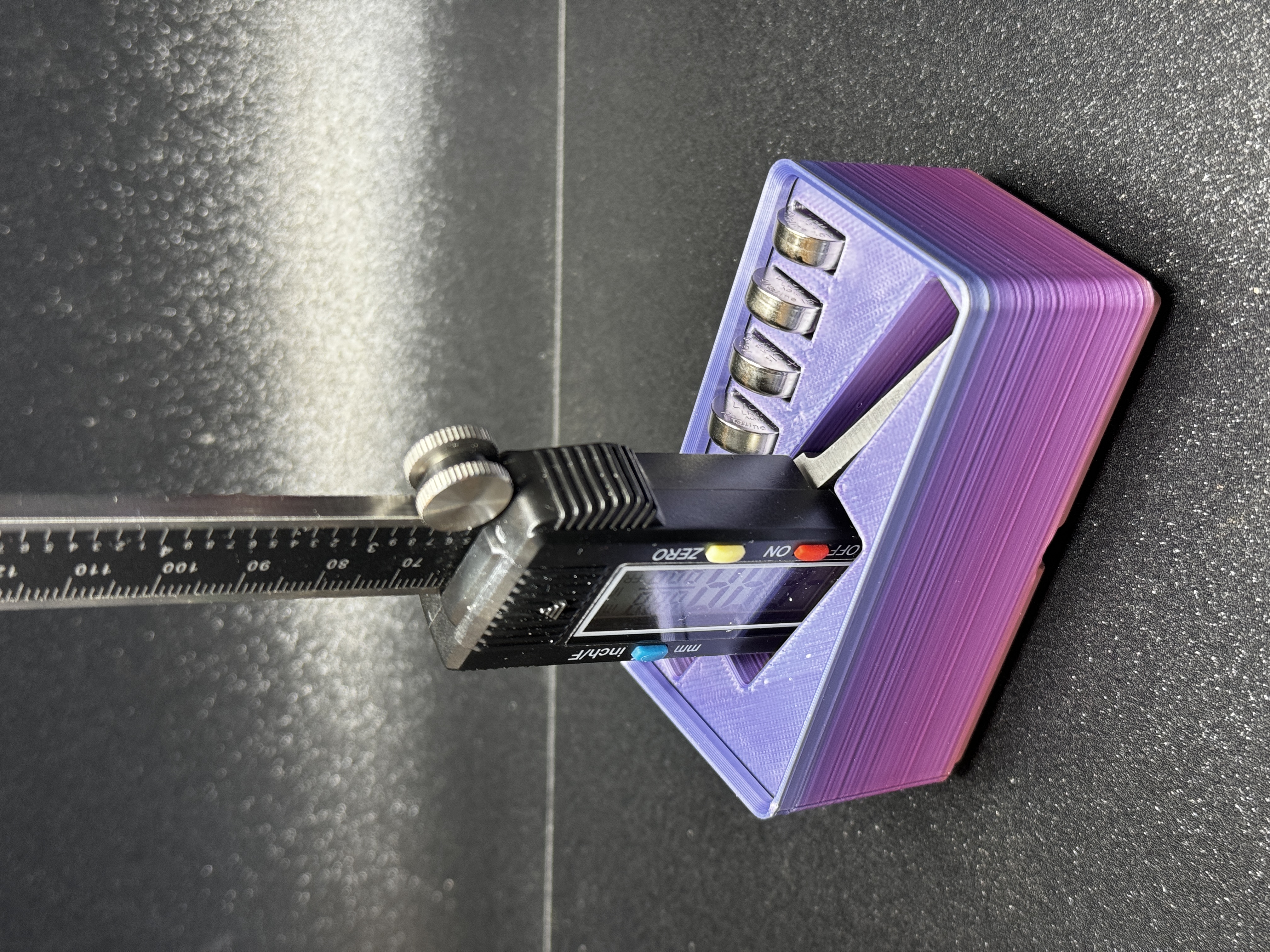 Gridfinity 1x2 Digital Caliper Holder /w batteries