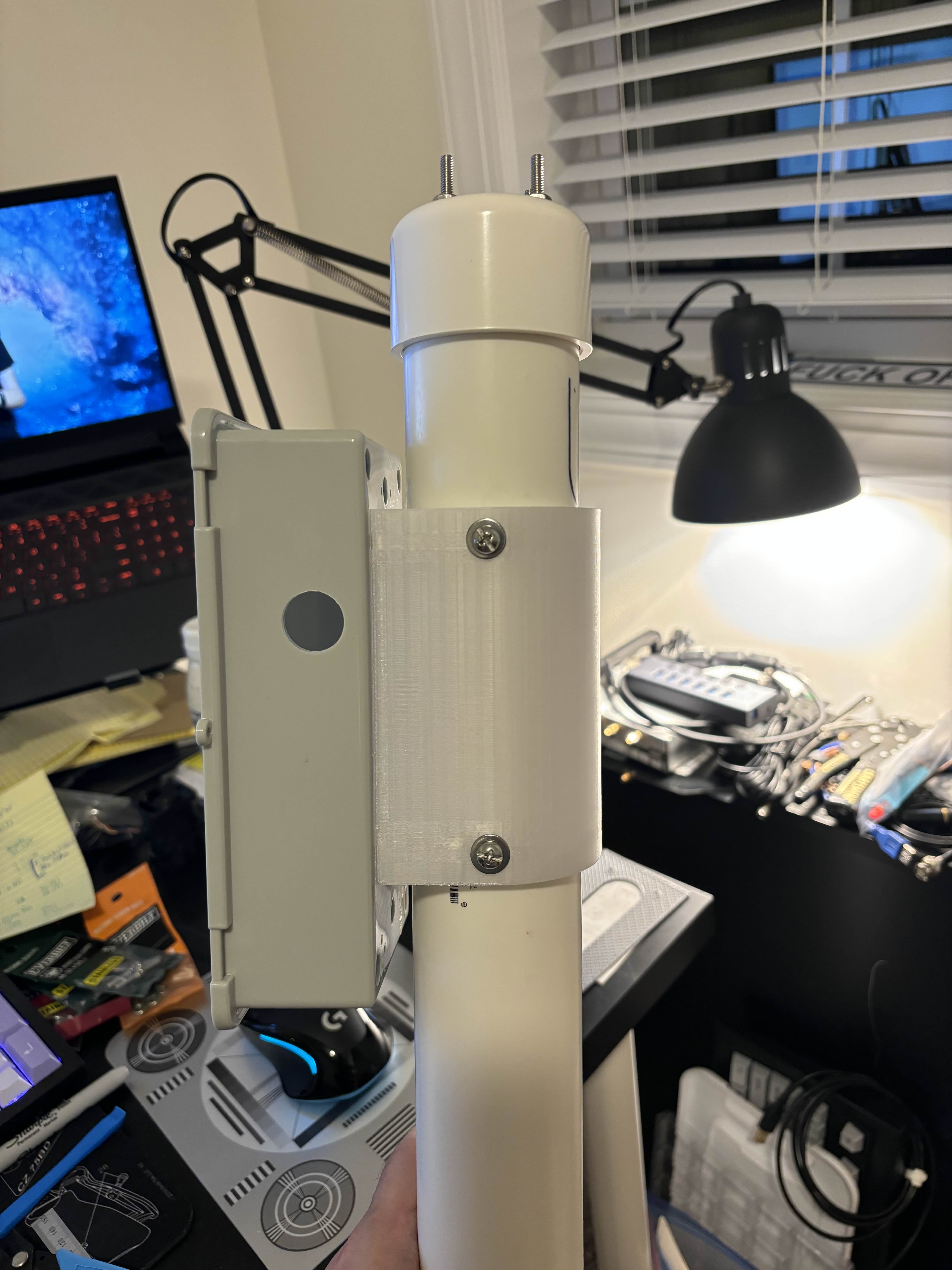 ADHDv3 PVC Pipe Project Box Mount