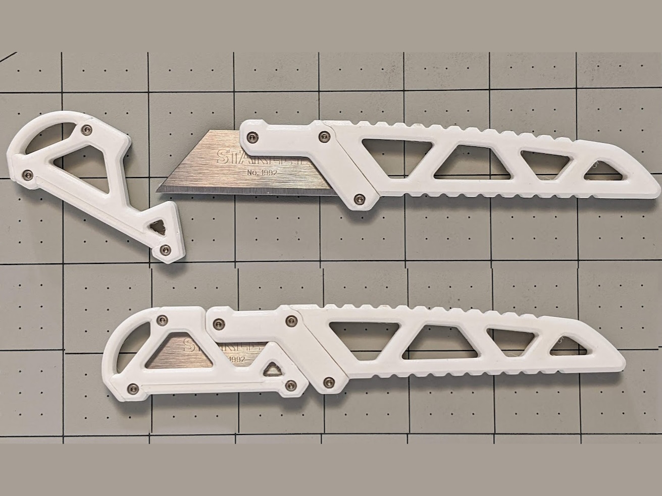 Miniatura 2 do modelo 3D Ultralight Utility Knife