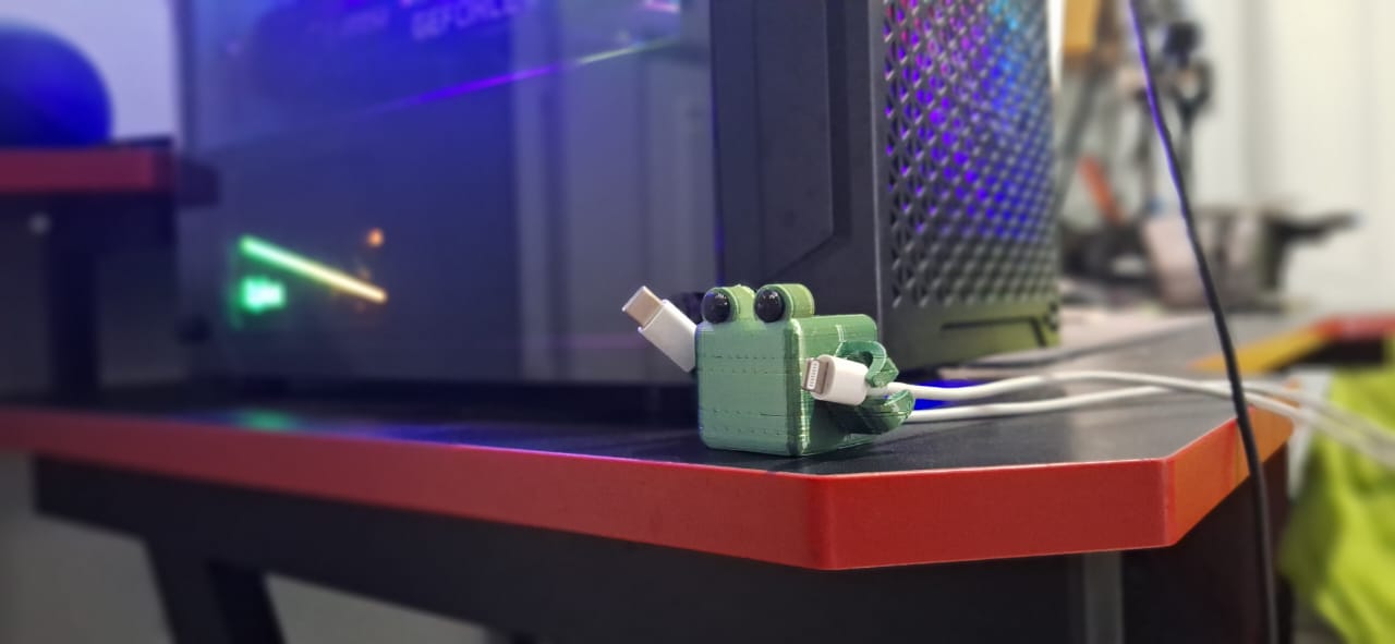 Froggy Cable Holder!