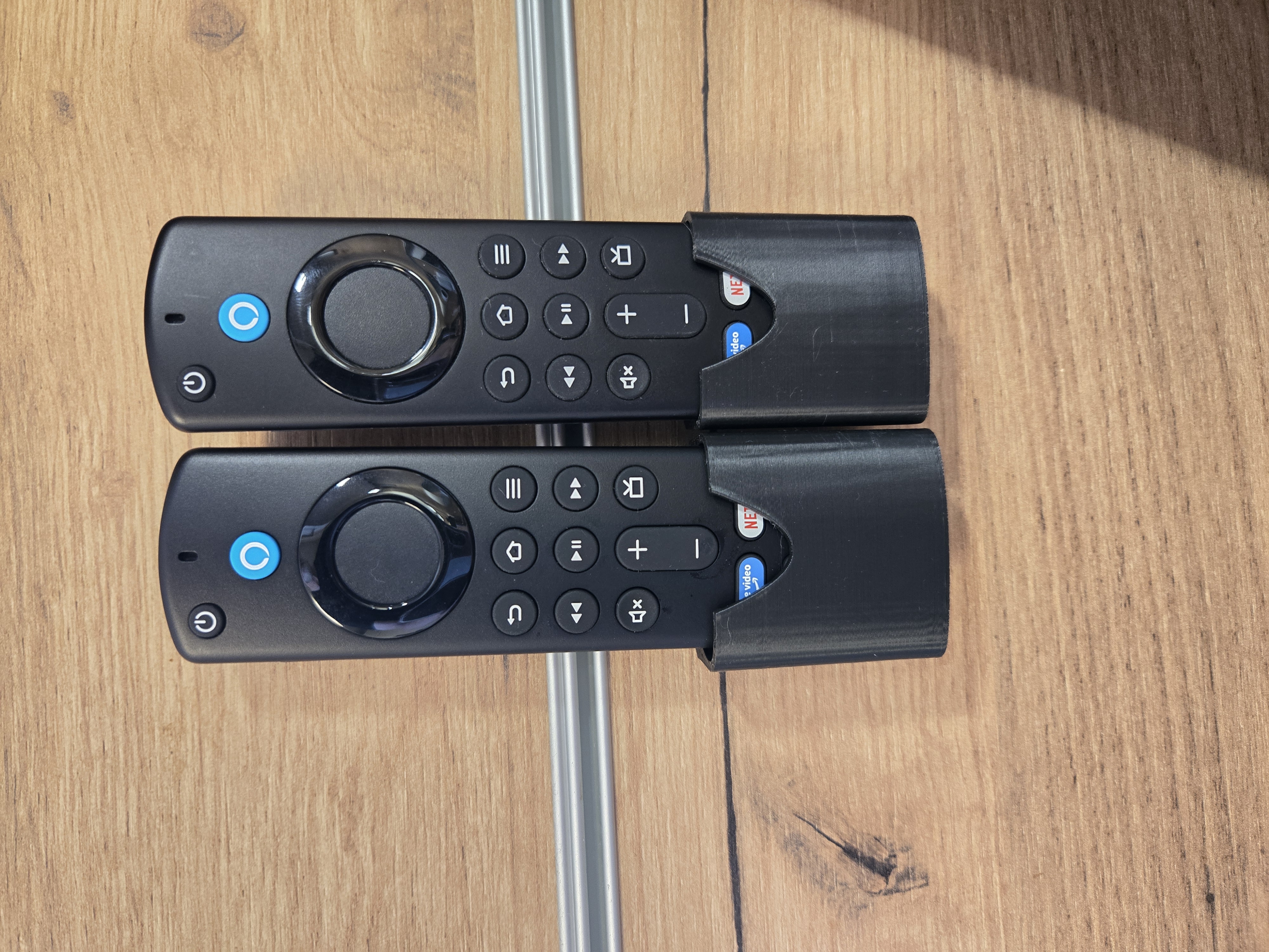Fire TV Remote Ablage für Küche mit Nut / Rinne
