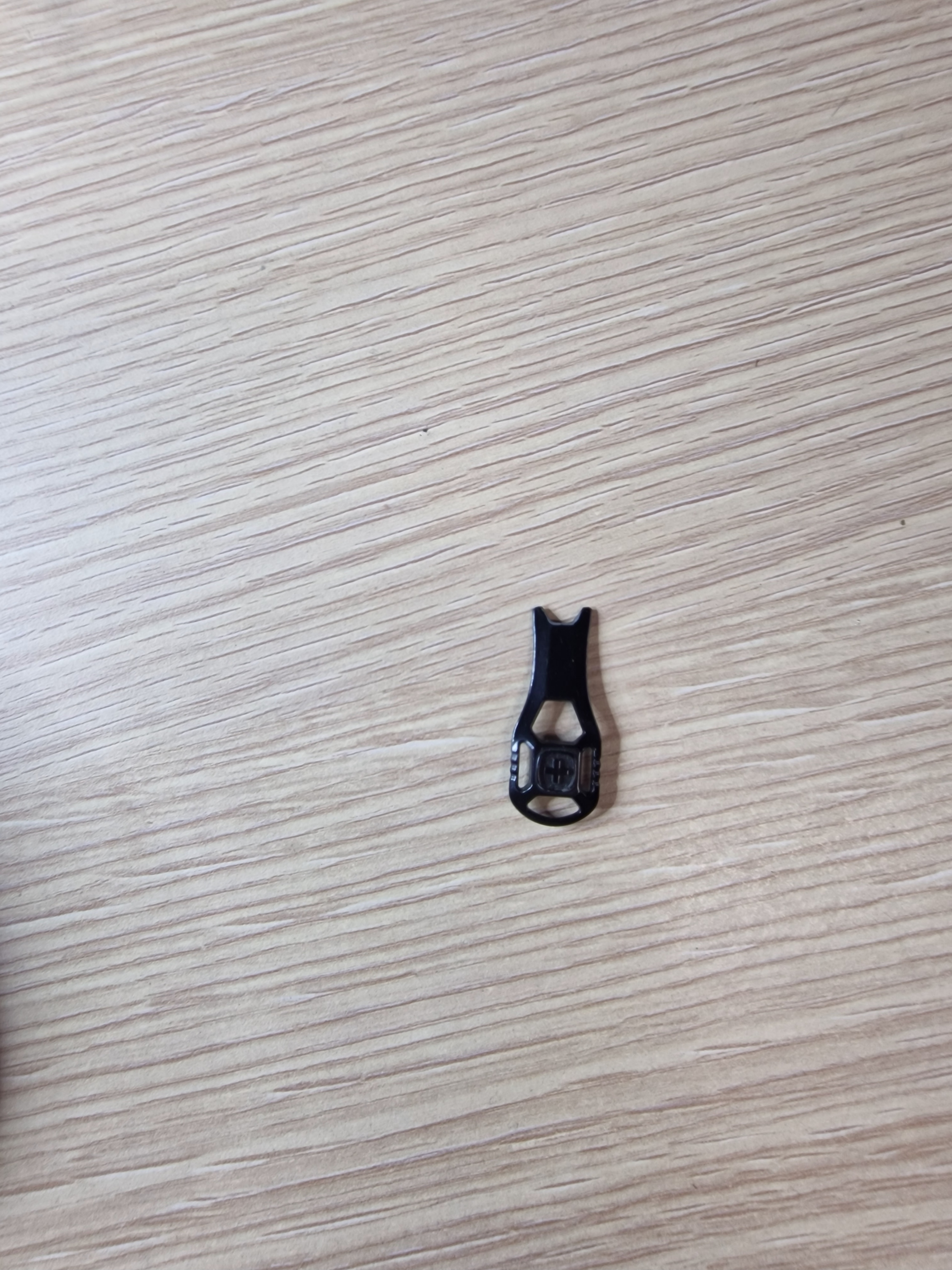 Miniatura 6 do modelo 3D Customizable zip pull replacement