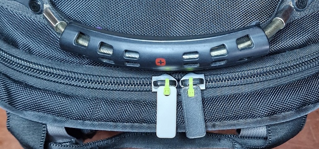 Miniatura 4 do modelo 3D Customizable zip pull replacement