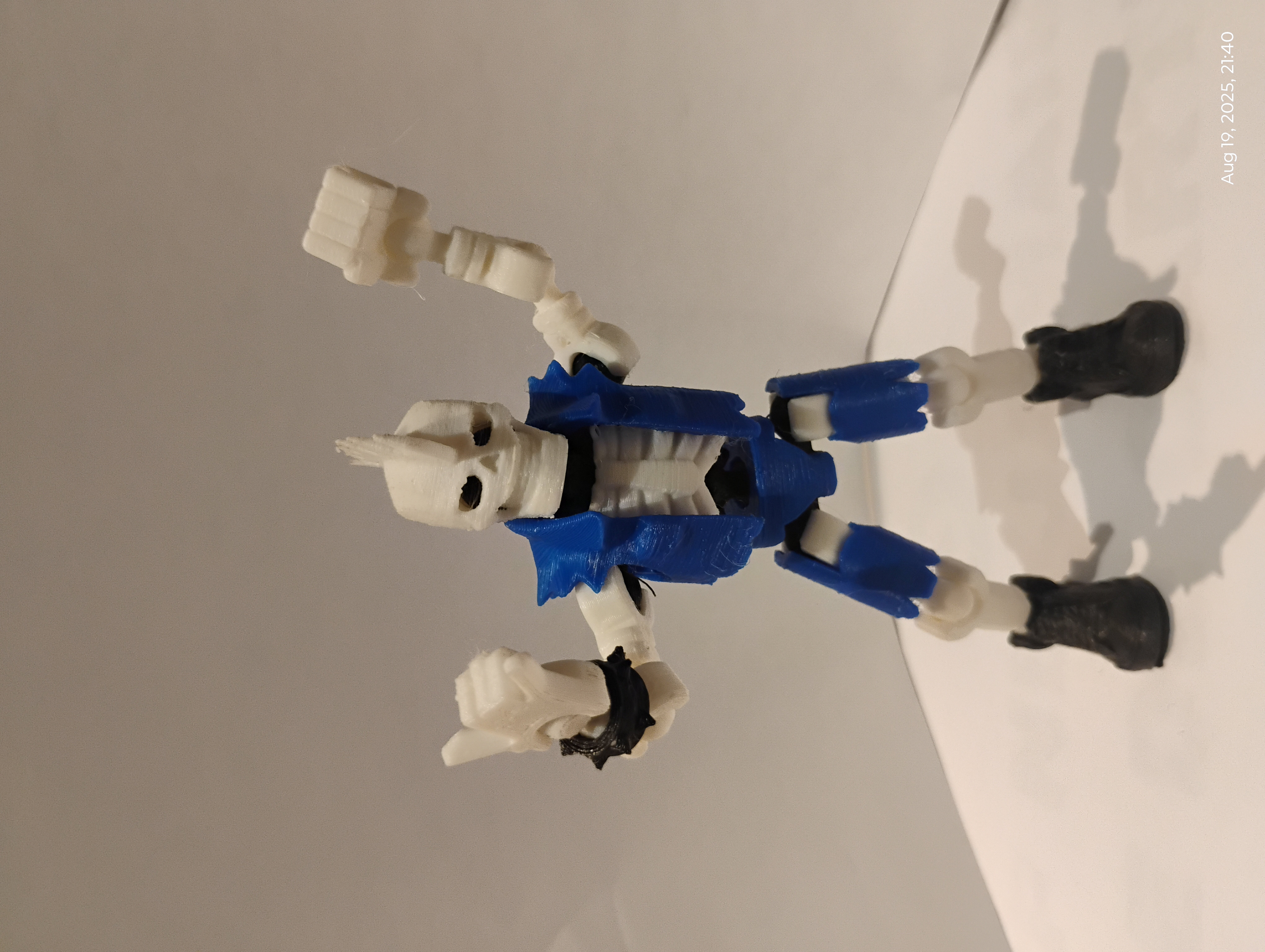 Mini 13 Skeleton Punk Rocker