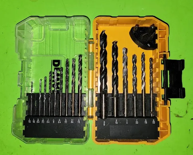 Dewalt drill bit case 6 small bit insert by Angrysquirrel | Download ...